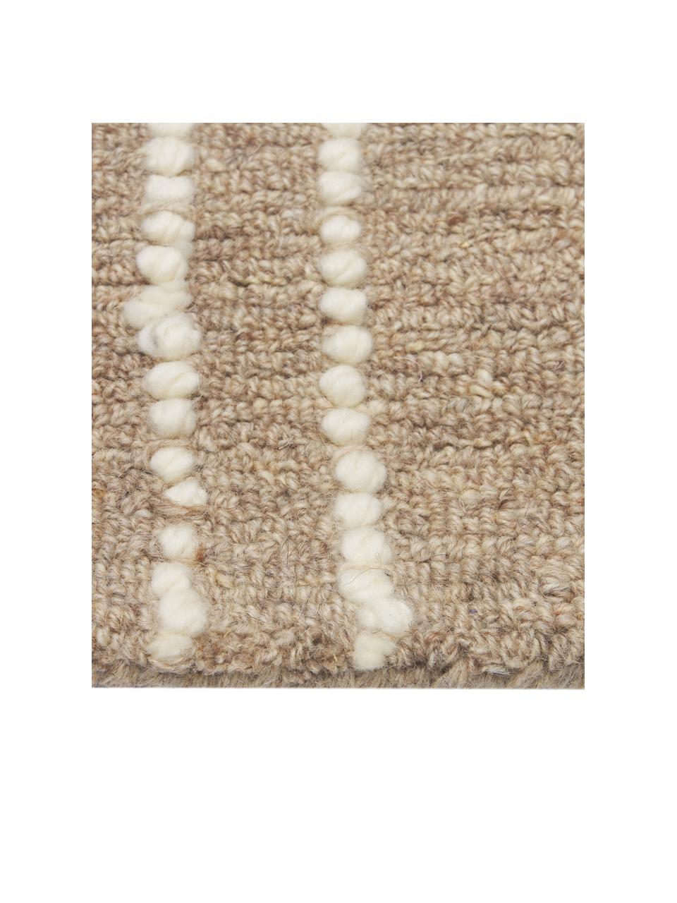 Tapis en laine tufté à la main Arco, 100 % laine

Les tapis en laine peuvent perdre des fibres lors des premières semaines et des peluches peuvent se former, ce phénomène est naturel et diminue à mesure de votre usage et du temps, Beige, blanc crème, larg. 80 x long. 150 cm (taille XS)