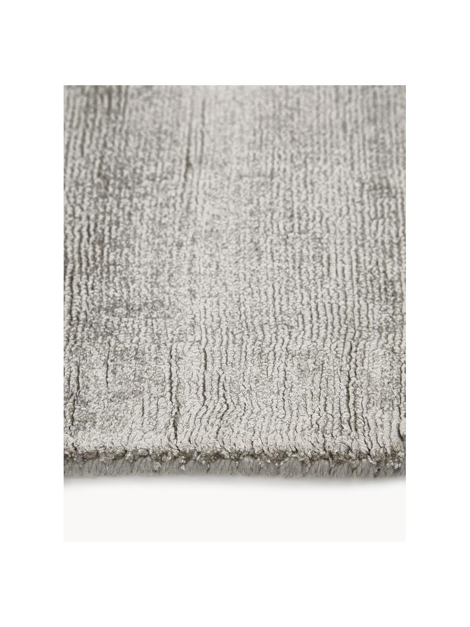 Handgeweven viscose vloerkleed Jane, Onderzijde: 100% katoen Het in dit pr, Grijs, B 200 cm x L 300 cm (maat L)