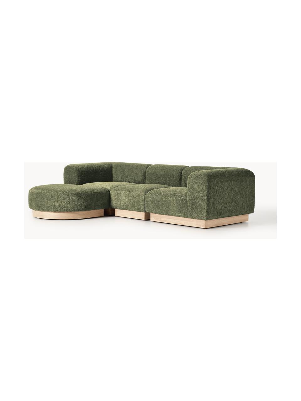 Modulares Sofa Natalie (3-Sitzer) aus Teddy-Bouclé mit Hocker, Bezug: Teddy-Bouclé (100 % Polye, Gestell: mitteldichte Holzfaserpla, Sockel: Massives Buchenholz, lack, Teddy-Bouclé Dunkelgrün, helles Buchenholz, B 283 x T 197 cm