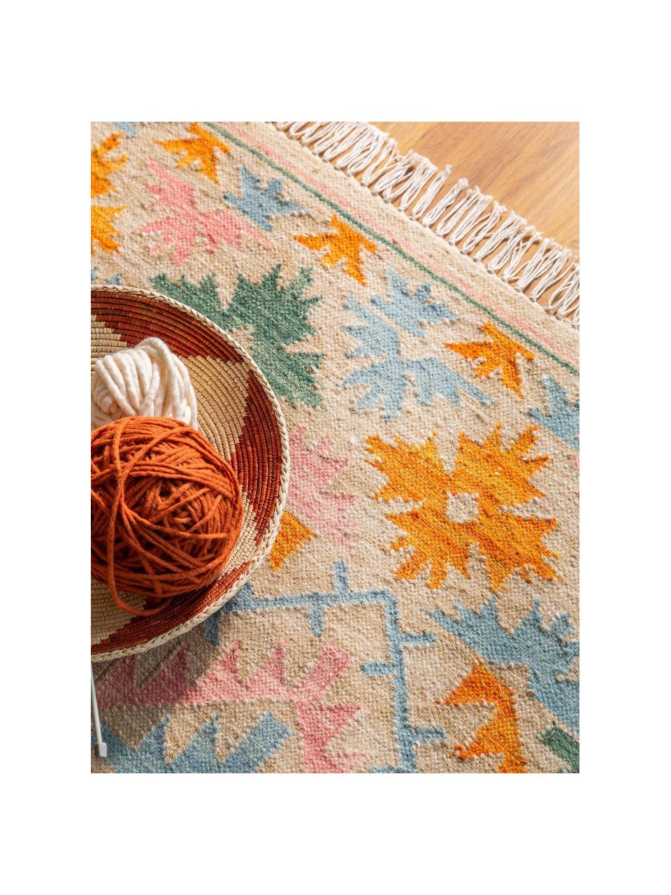 Tappeto kilim tessuto a mano con bordi a frange Zohra, 90% lana, 10% cotone

Nel caso dei tappeti di lana, le fibre possono staccarsi nelle prime settimane di utilizzo, questo si riduce con l'uso quotidiano e la formazione di lanugine diminuisce, Multicolore, Larg. 120 x Lung. 170 cm (taglia S)