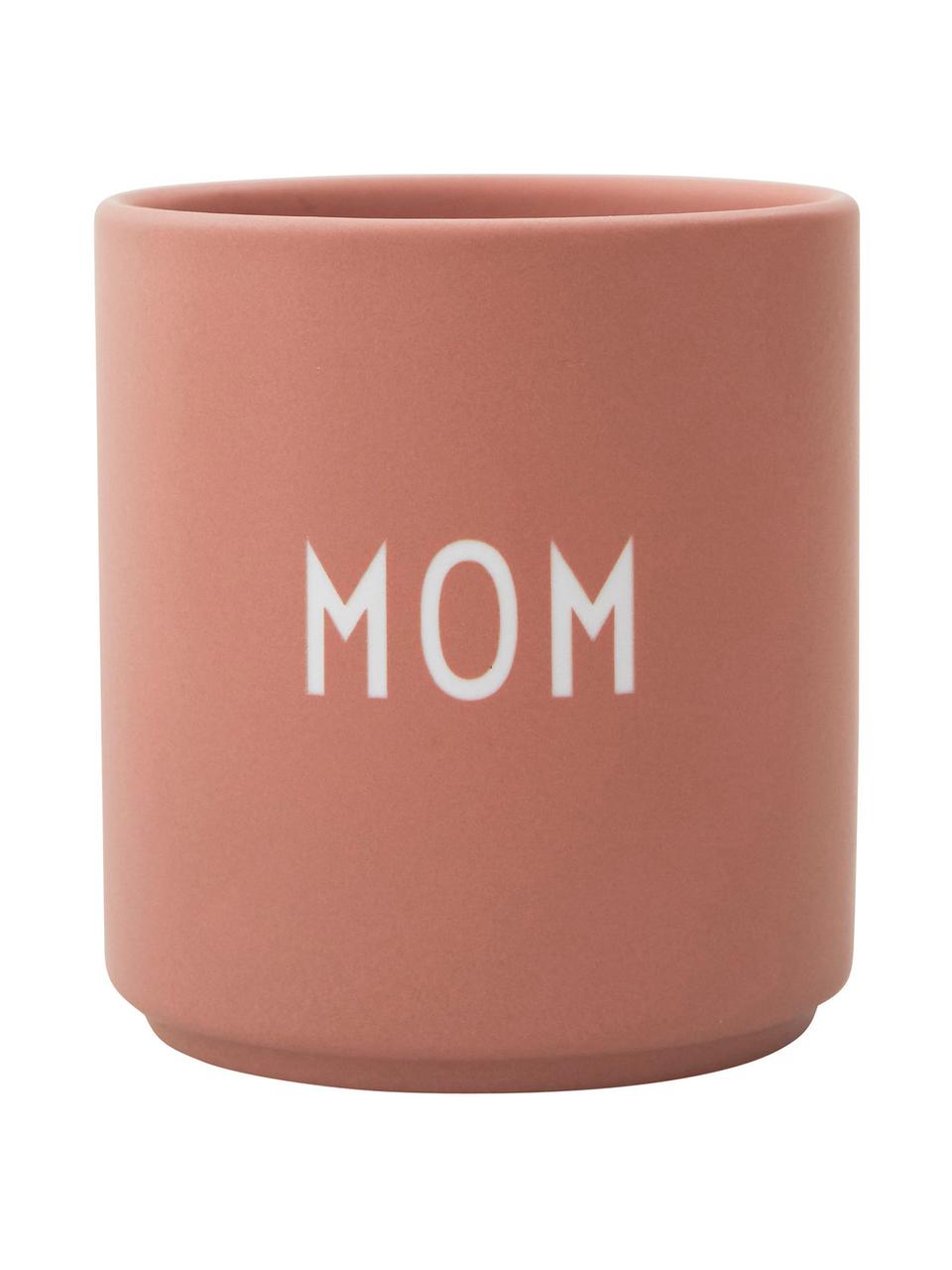 Design beker Favourite MOM/LOVE met verschillende letters op de voor- en achterkzijde, Beenderporselein (porselein)
Fine Bone China is een zacht porselein, dat zich vooral onderscheidt door zijn briljante, doorschijnende glans., Terracotta (Mom), Ø 8 x H 9 cm, 250 ml
