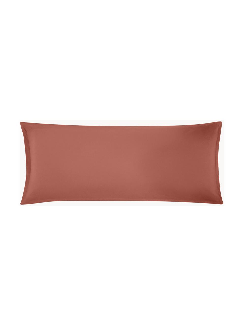 Funda de almohada de lino lavado Nature, Lino mixto
(52% lino, 48% algodón)

Densidad de hilo 108 TC, calidad estándar

Las prendas de lino mixto absorben hasta 35% de humedad intercambiandola con el ambiente, se seca muy rápido y tiene un agradable efecto refrescante para las noches de verano. Además su alta resistencia a la abrasión hace que el lino sea muy duradero, Terracota, An 45 x L 110 cm