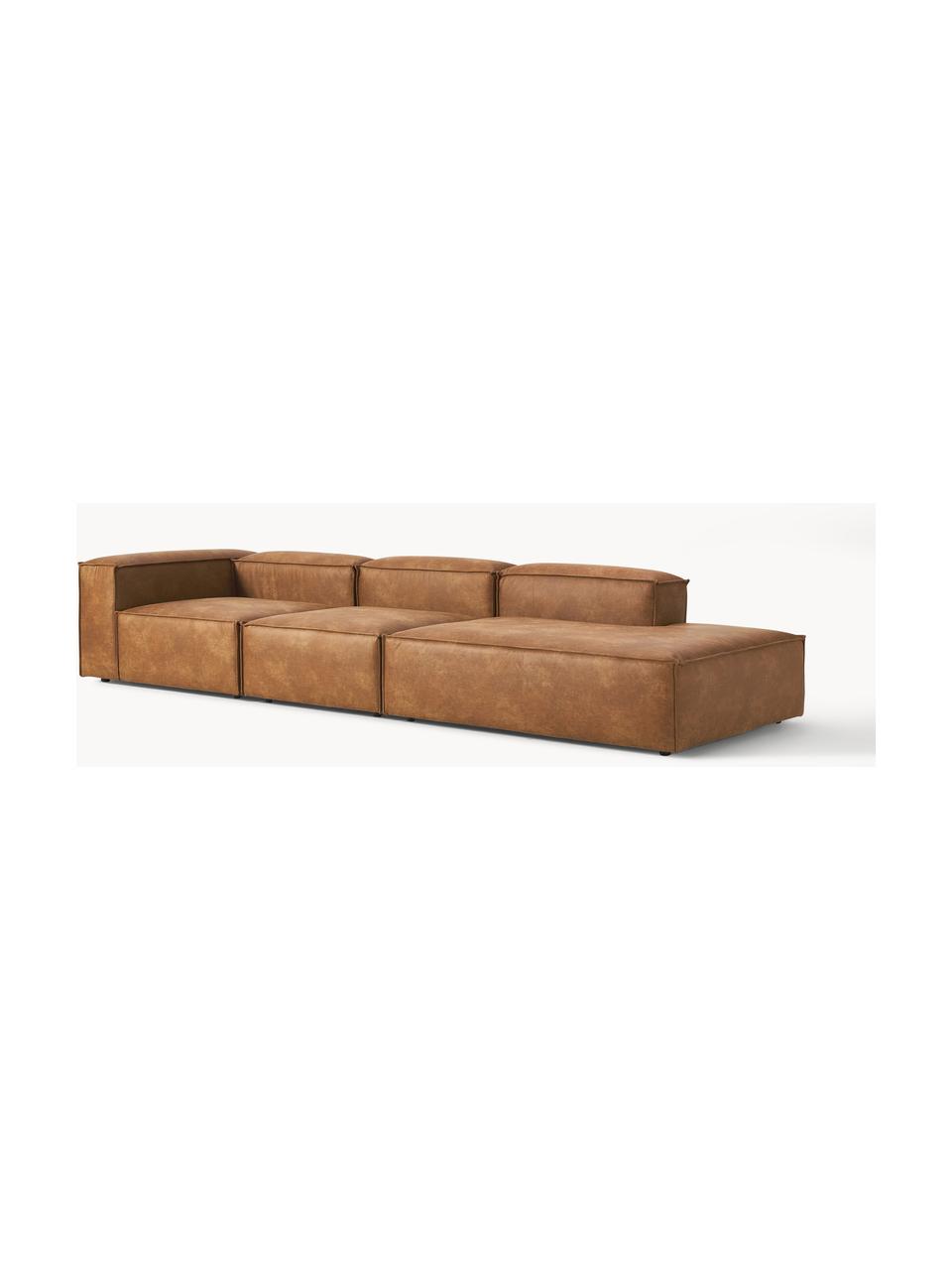 Chaise longue XL componibile in pelle riciclata Lennon, Rivestimento: pelle riciclata (70 % pel, Rivestimento: imbottitura in schiuma co, Struttura: legno massiccio, compensa, Piedini: plastica Questo prodotto , Pelle marrone, Larg. 357 x Prof. 119 cm, schienale a sinistra