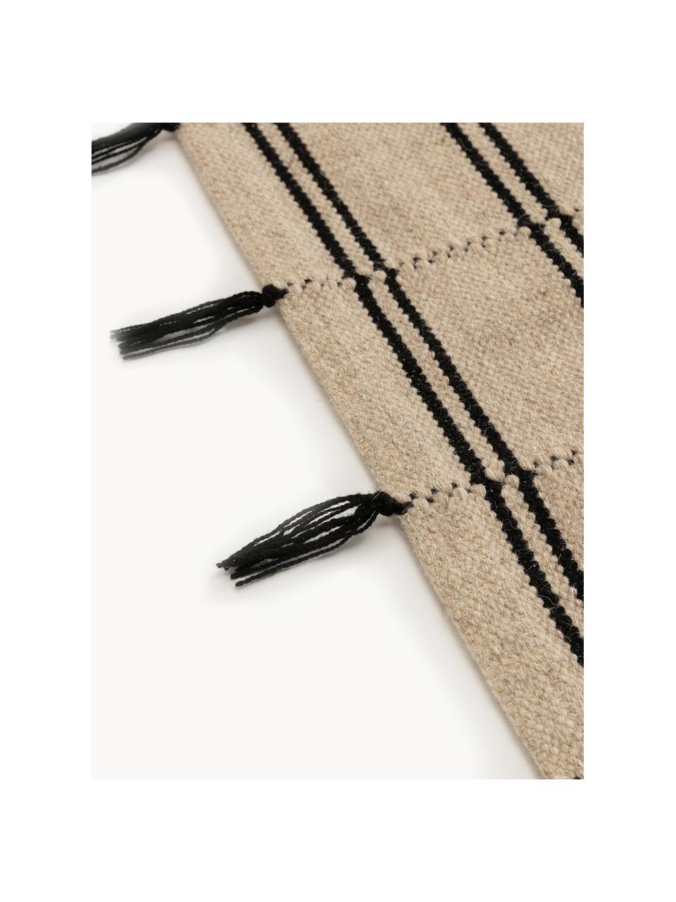Ręcznie tkany dywan z wełny Kambiz, 70% wełna, 30% bawełna

Włókna dywanów wełnianych mogą nieznacznie rozluźniać się w pierwszych tygodniach użytkowania, co ustępuje po pewnym czasie, Beżowy, czarny, S 120 x D 170 cm (Rozmiar S)