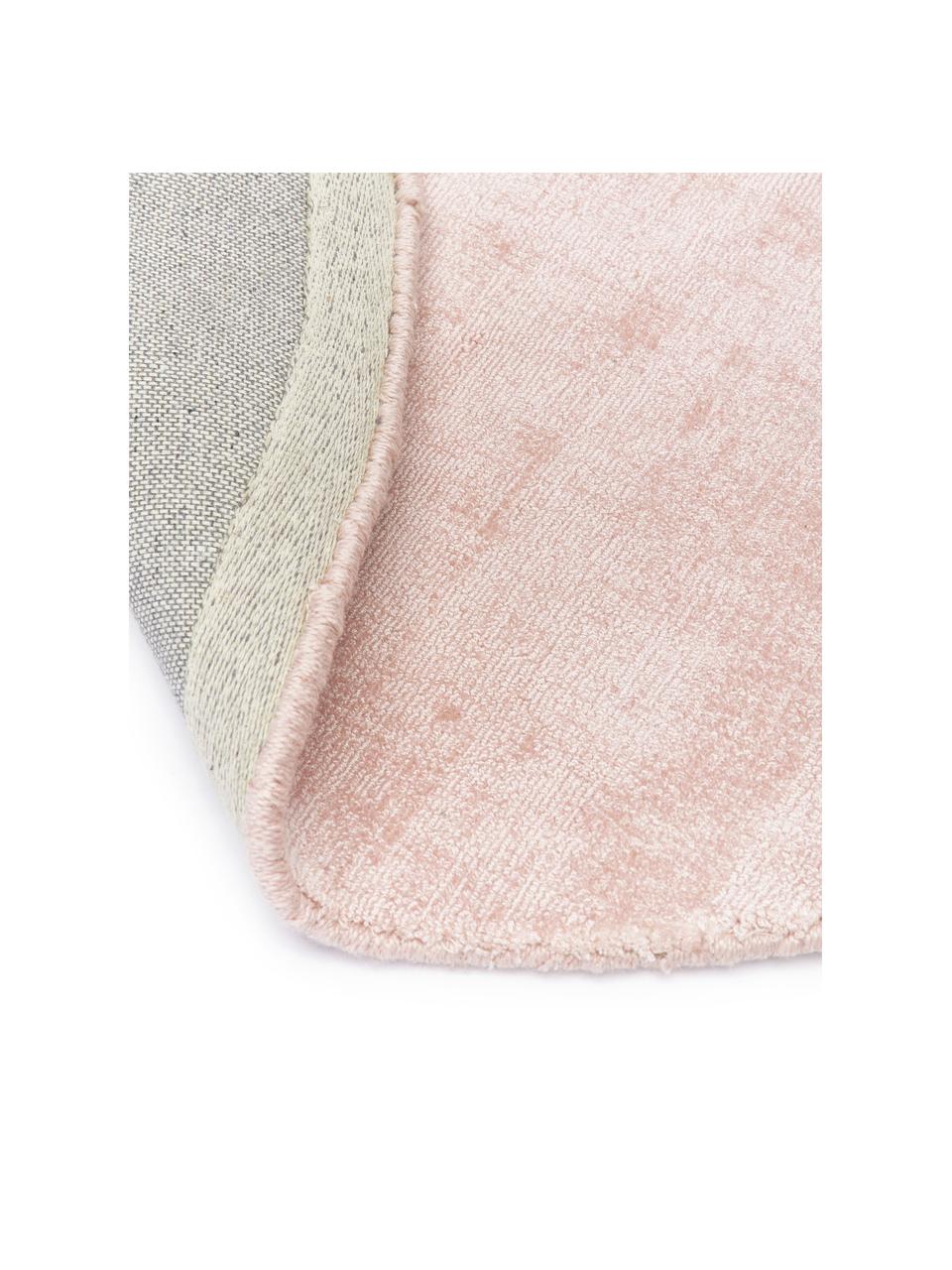 Tappeto rotondo in viscosa rosa tessuto a mano Jane, Retro: 100% cotone, Rosa chiaro, Ø 150 cm (taglia M)