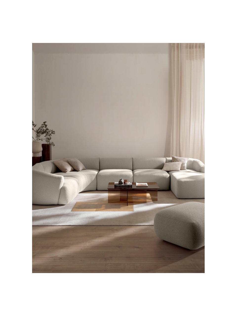 Divano ampio componibile in bouclé Sofia, Rivestimento: bouclé (100% poliestere) , Struttura: legno di abete rosso, tru, Piedini: plastica Questo prodotto , Bouclé bianco latte, Larg. 404 x Prof. 231 cm, chaise longue a destra