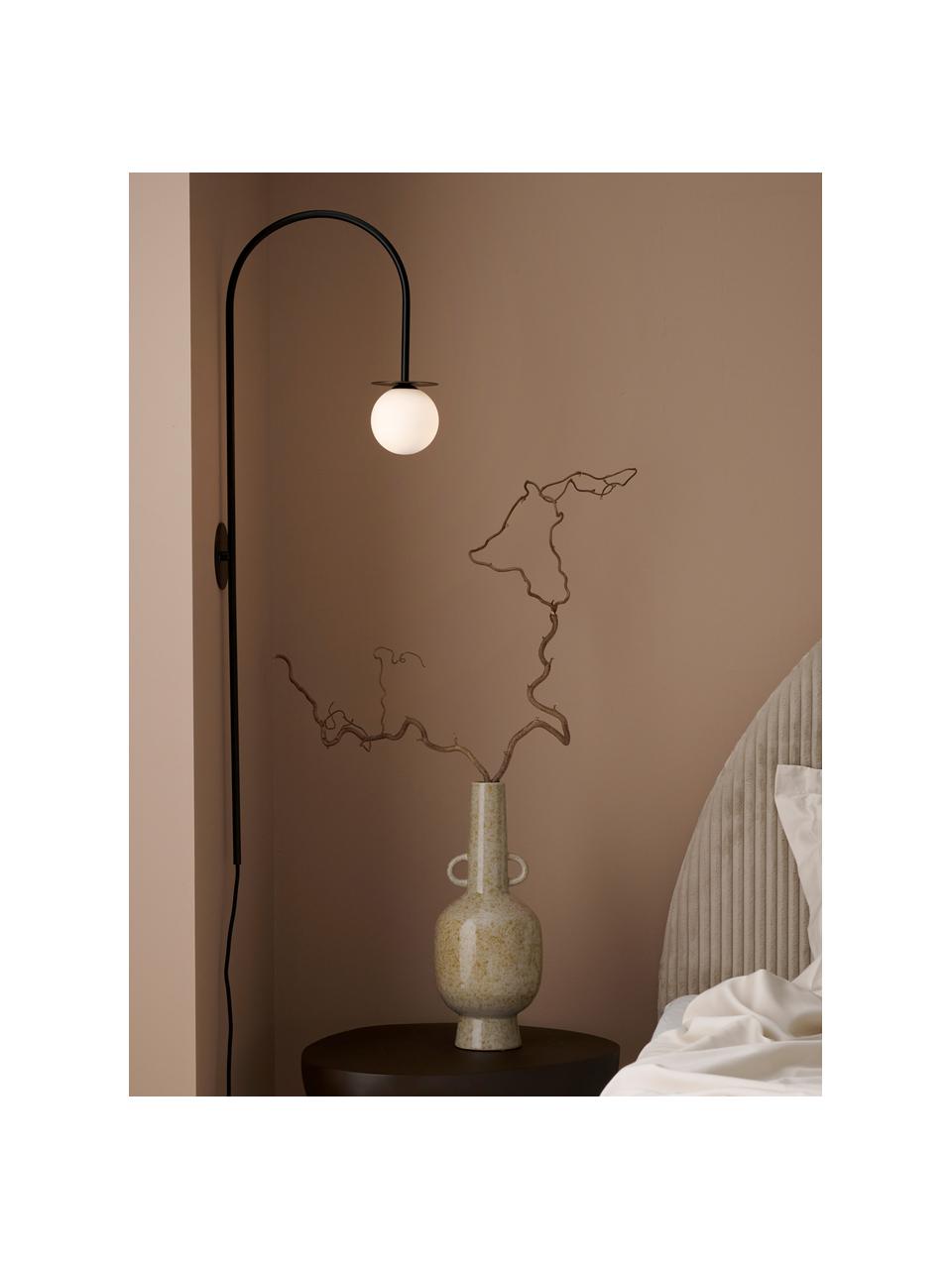 Wandlamp Milo van opaalglas, Lampenkap: opaalglas, Zwart, B 10 x D 32 cm