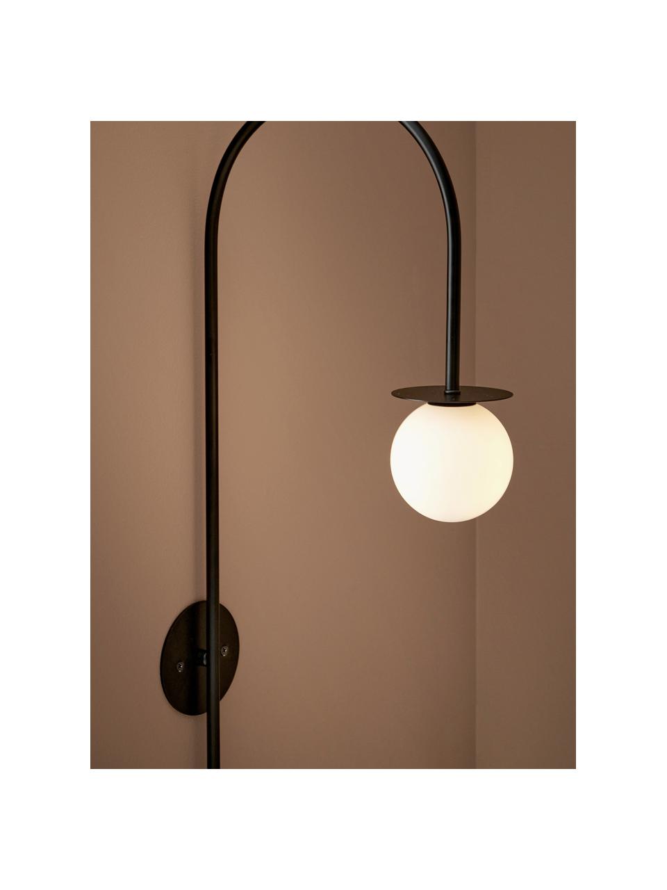 Wandlamp Milo van opaalglas, Lampenkap: opaalglas, Zwart, B 10 x D 32 cm