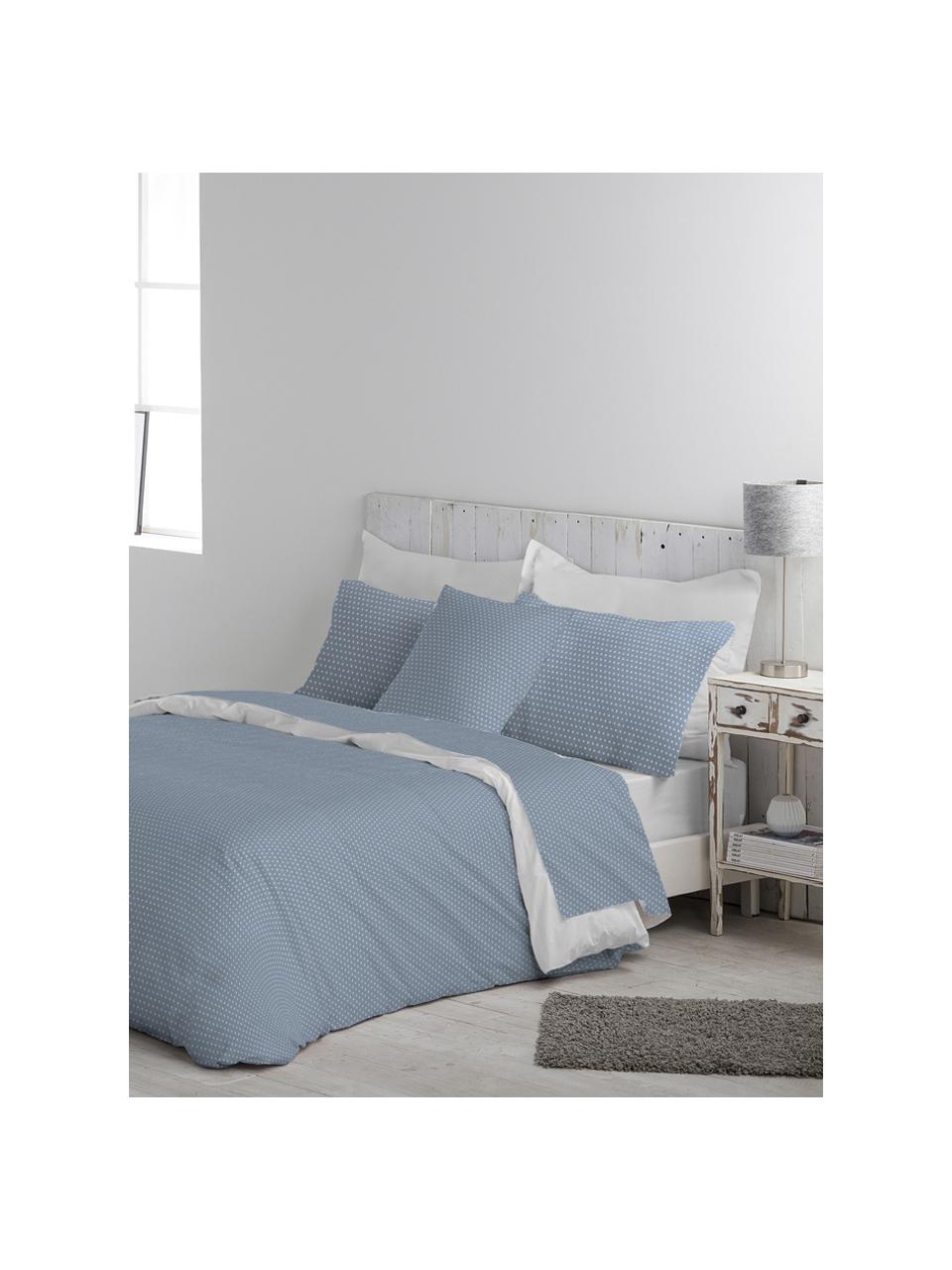 Set lenzuola in cotone Perun, Cotone

La biancheria da letto in cotone è piacevolmente morbida sulla pelle, assorbe bene l'umidità ed è adatta per chi soffre di allergie, Blu, bianco, 180 x 270 cm + 2 federe 50 x 80 cm