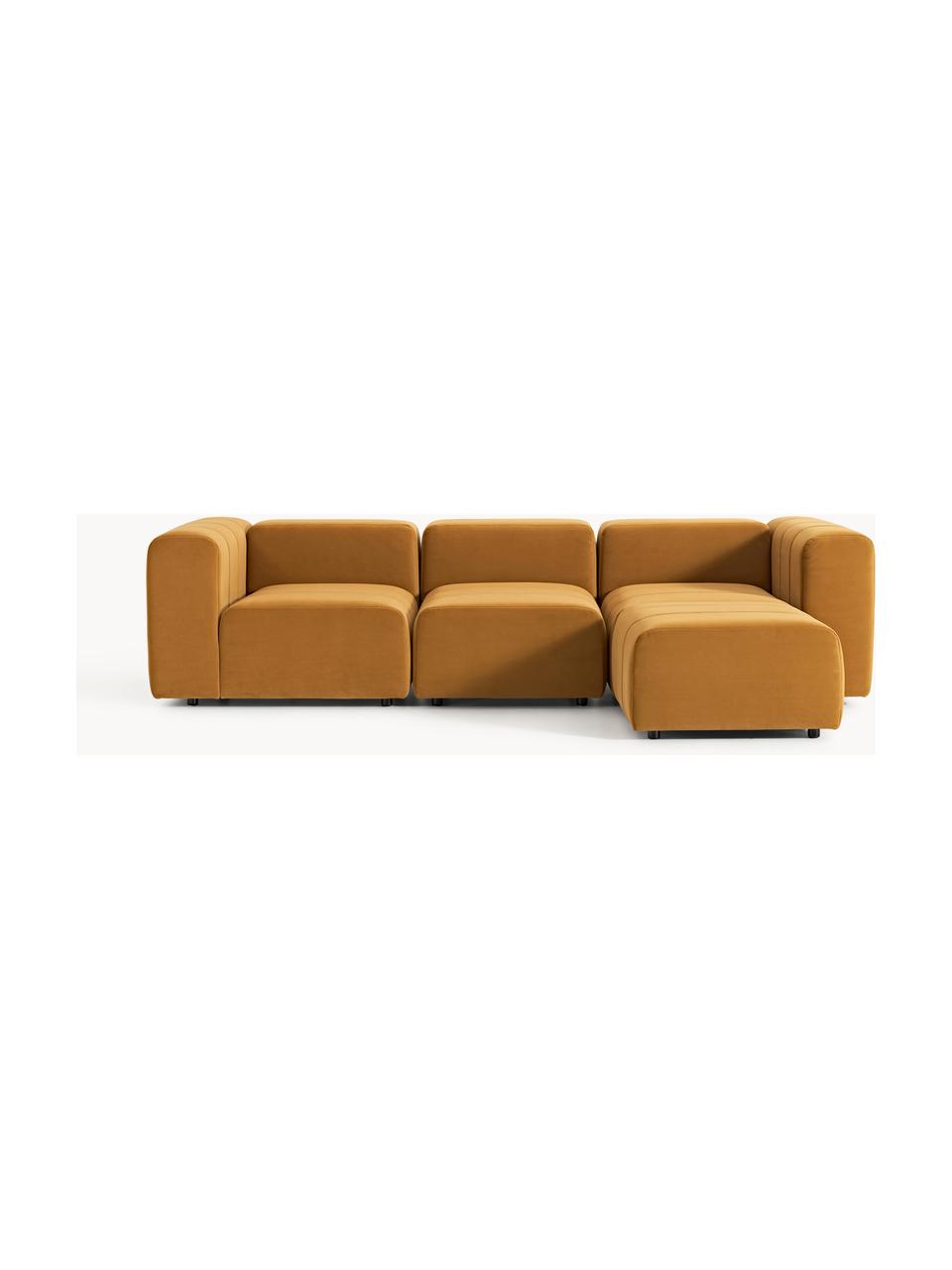 Modulares Samt-Sofa Lena (4-Sitzer) mit Hocker (links/rechts), Bezug: Samt (100 % Polyester) De, Gestell: Buchenholz, Spanplatte, H, Samt Ocker, B 287 x T 181 cm