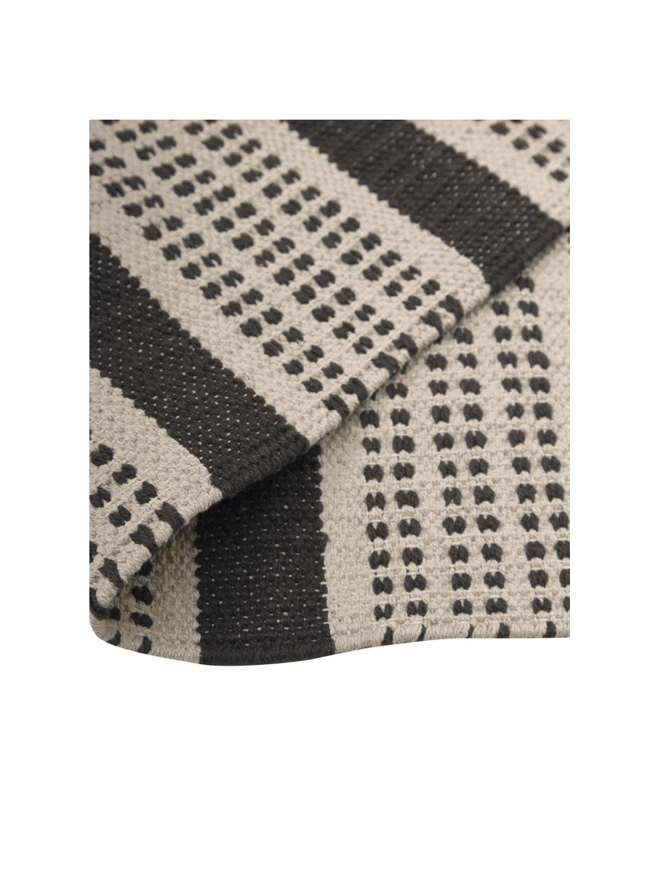 Pruhovaný koupelnový kobereček z bavlny se střapci Gerda, 100 % bavlna, Šedá, černá, Š 80 cm, D 120 cm