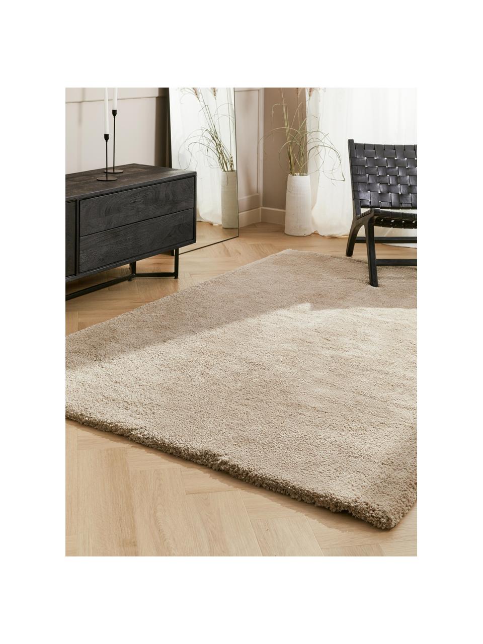 Načechraný koberec s vysokým vlasem Leighton, Béžová, Š 120 cm, D 180 cm (velikost S)