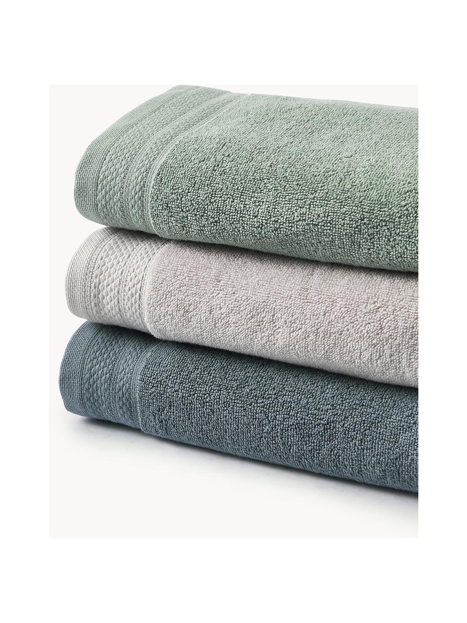 Set asciugamani in cotone organico Premium 6 pz, 100% cotone organico certificato GOTS (da GCL International, GCL-300517).
Qualità pesante, 600 g/m², Verde salvia, Set da 3 (asciugamano ospite, asciugamano e telo bagno)