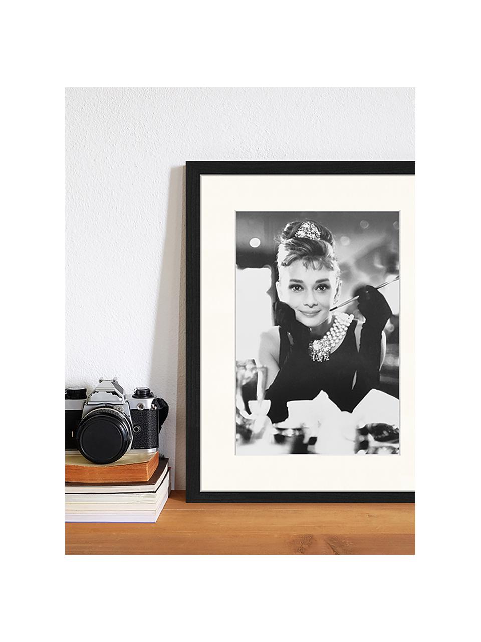 Stampa digitale incorniciata Audrey, Immagine: stampa digitale su carta,, Cornice: legno, verniciato, Audrey Hepburn, Larg. 33 x Alt. 43 cm