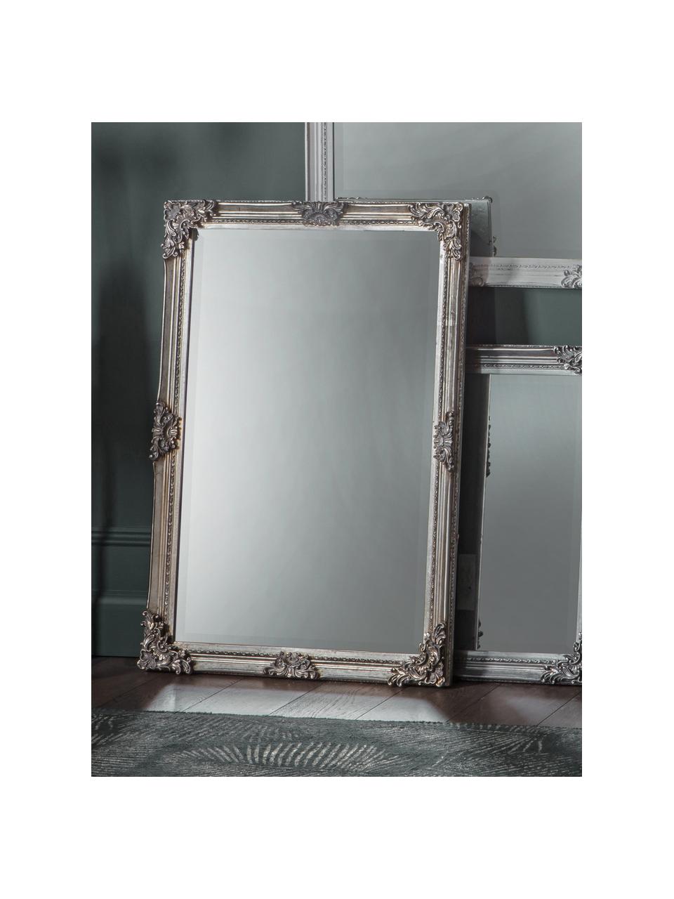 Barokní obdélníkové nástěnné zrcadlo Fiennes, Stříbrná, Š 70 cm, V 103 cm