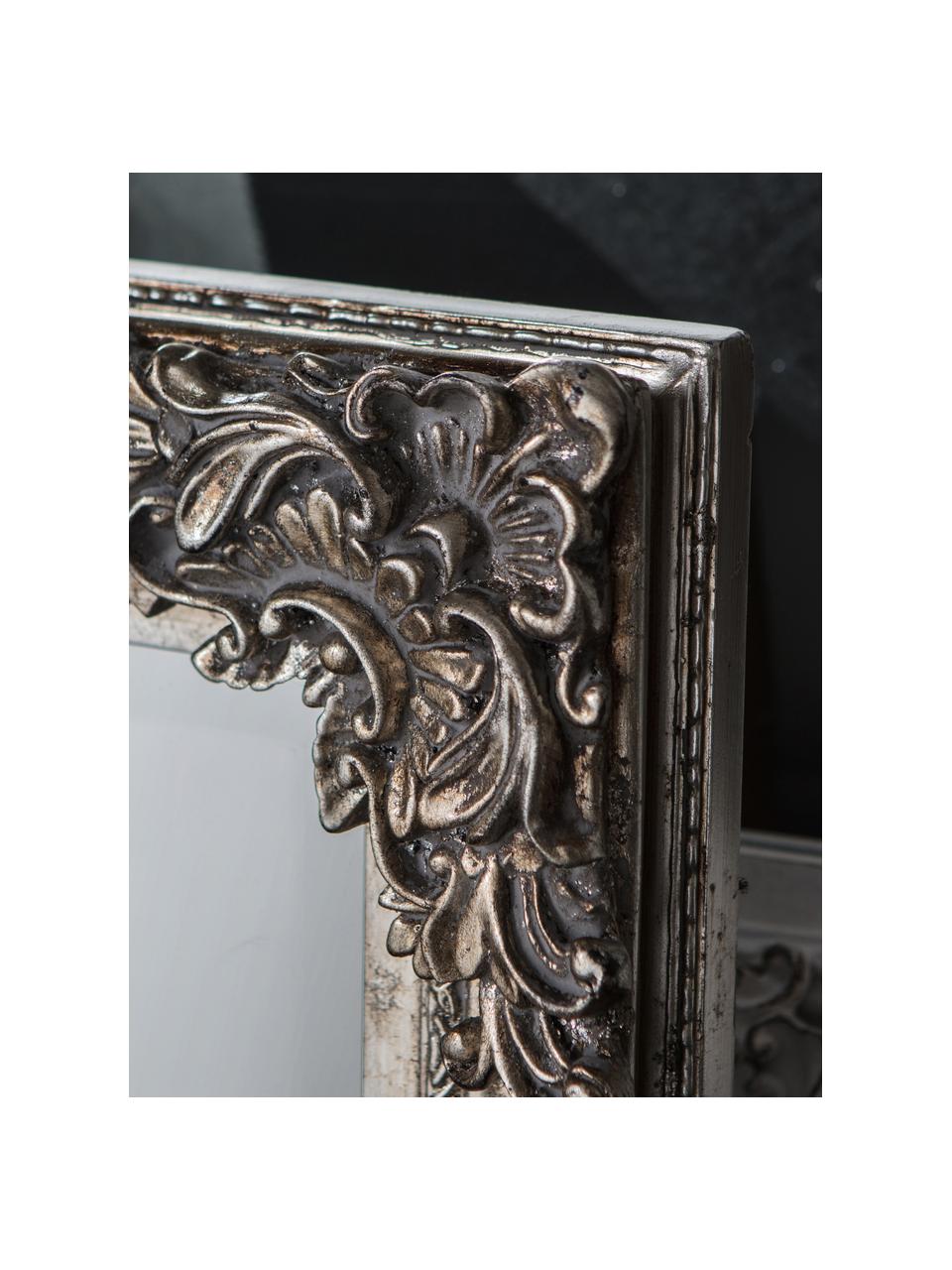 Vierkante barokke wandspiegel Fiennes met een zilveren houten lijst, Lijst: gelakt hout, Zilverkleurig, B 70 x H 103 cm
