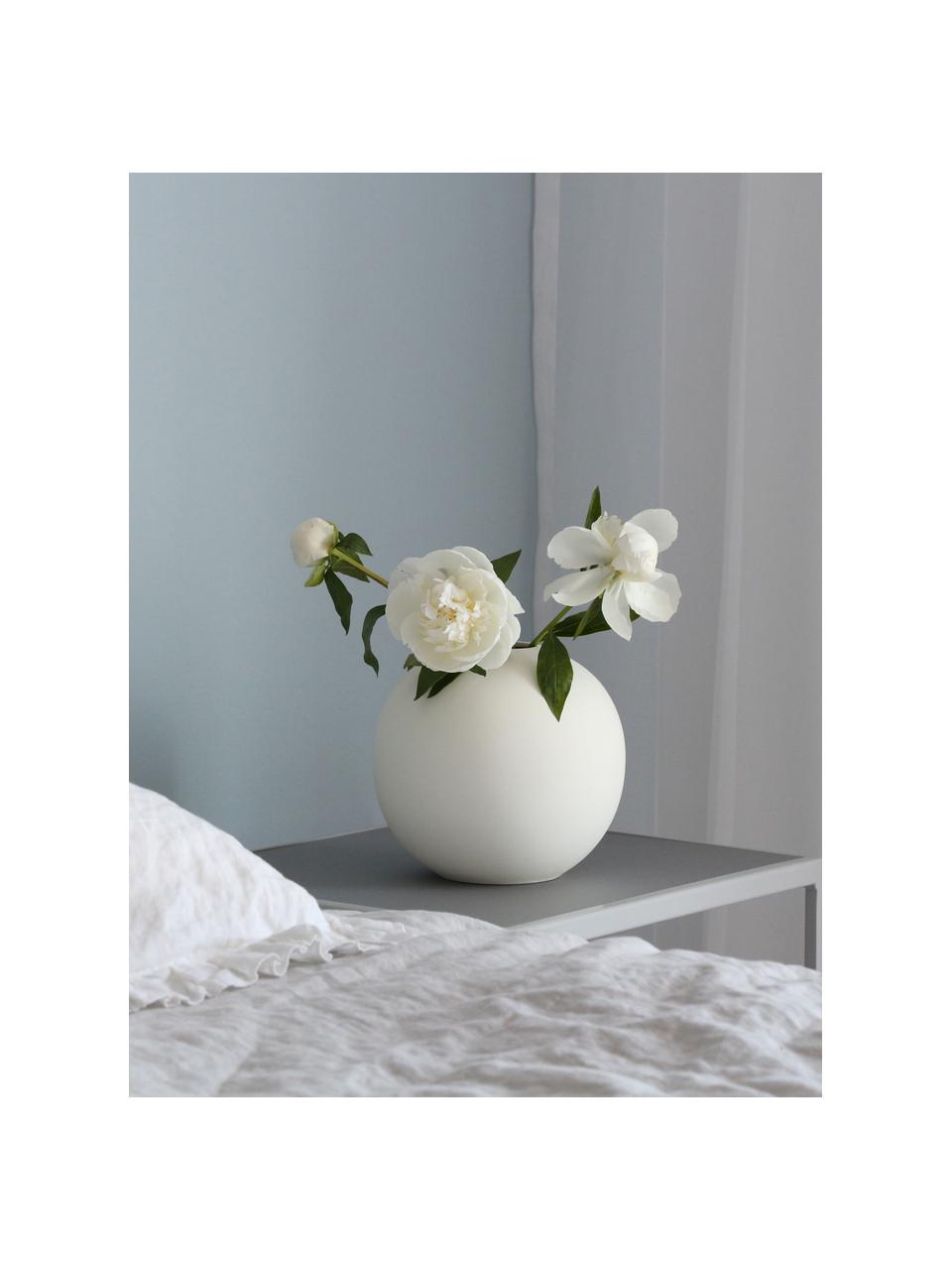 Ręcznie wykonany wazon Ball, W 20 cm, Ceramika, Złamana biel, Ø 20 x W 20 cm