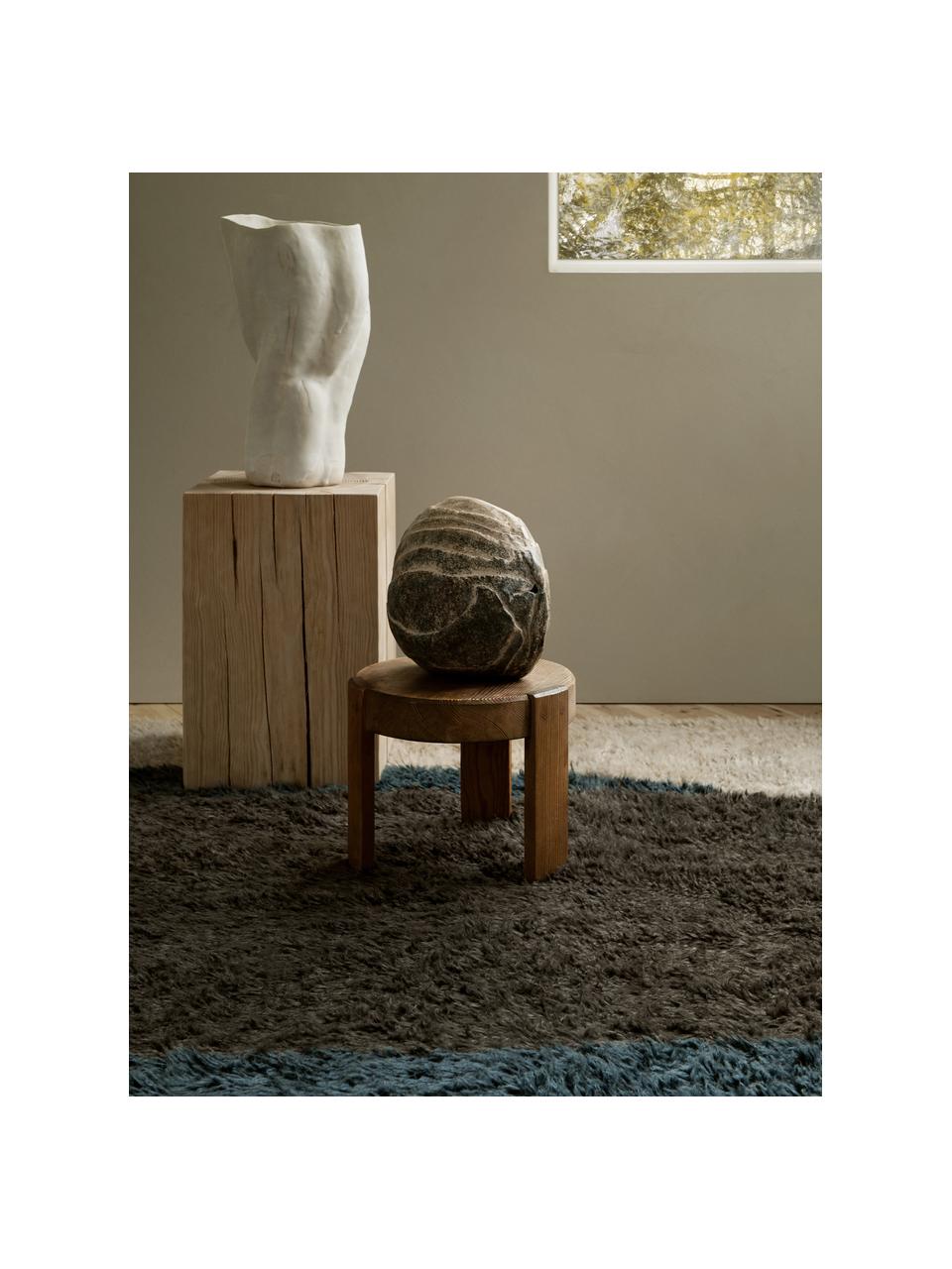 Tapis en laine tissé à la main Monolith, 100 % laine

Les tapis en laine peuvent perdre des fibres lors des premières semaines et des peluches peuvent se former, ce phénomène est naturel et diminue à mesure de votre usage et du temps, Beige, bleu pétrole, gris foncé, larg. 140 x long. 200 cm (taille S)