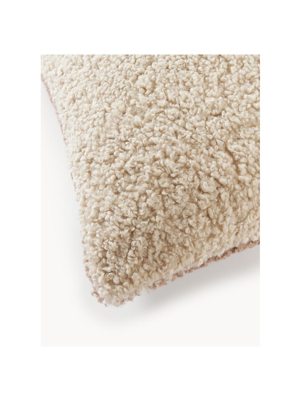 Teddy kussenhoes Mateo, 100% polyester  (teddyvacht)

Het materiaal dat in dit product is gebruikt, is getest op schadelijke stoffen en gecertificeerd volgens STANDARD 100 door OEKO-TEX®, 22.HCN.34554., Lichtbeige, nougat, B 50 x H 50 cm