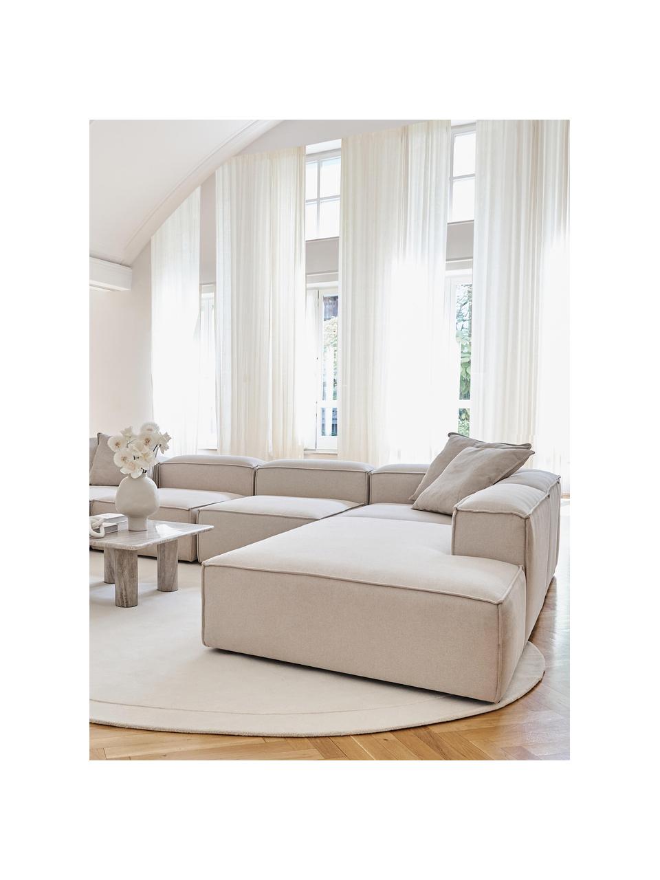 Divano componibile Lennon, Rivestimento: 100% poliestere Con 115.0, Struttura: legno di pino massiccio, , Piedini: plastica Questo prodotto , Tessuto bianco latte, Larg. 418 x Prof. 269 cm, chaise longue a sinistra