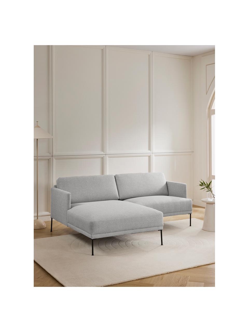 Petit canapé d'angle avec pieds en métal Fluente, Tissu gris clair, larg. 198 x prof. 152 cm, méridienne à droite