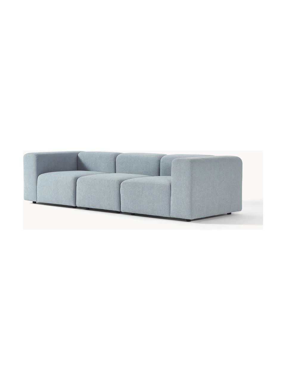 Divano componibile 4 posti in bouclé Lena, Rivestimento: bouclé (93% poliestere, 6, Struttura: legno di pino, compensato, Piedini: plastica, Bouclé azzurro, Larg. 284 x Prof. 106 cm