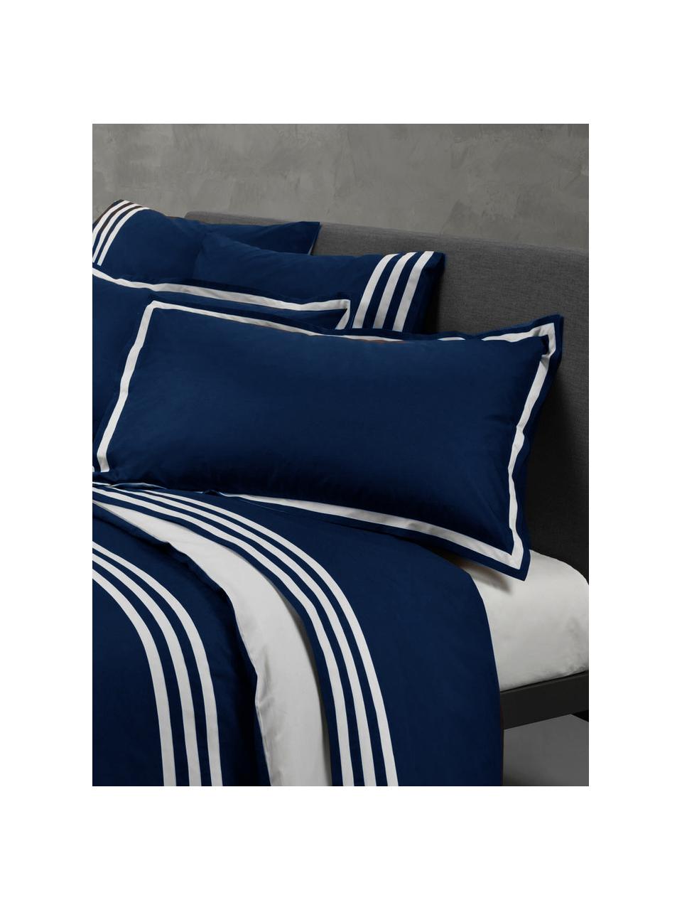 Ropa de cama Hilton, 4 pzas., Algodón
El algodón da una sensación agradable y suave en la piel, absorbe bien la humedad y es adecuado para personas alérgicas, Azul, blanco, Cama 180/200 cm (250 x 290 cm)