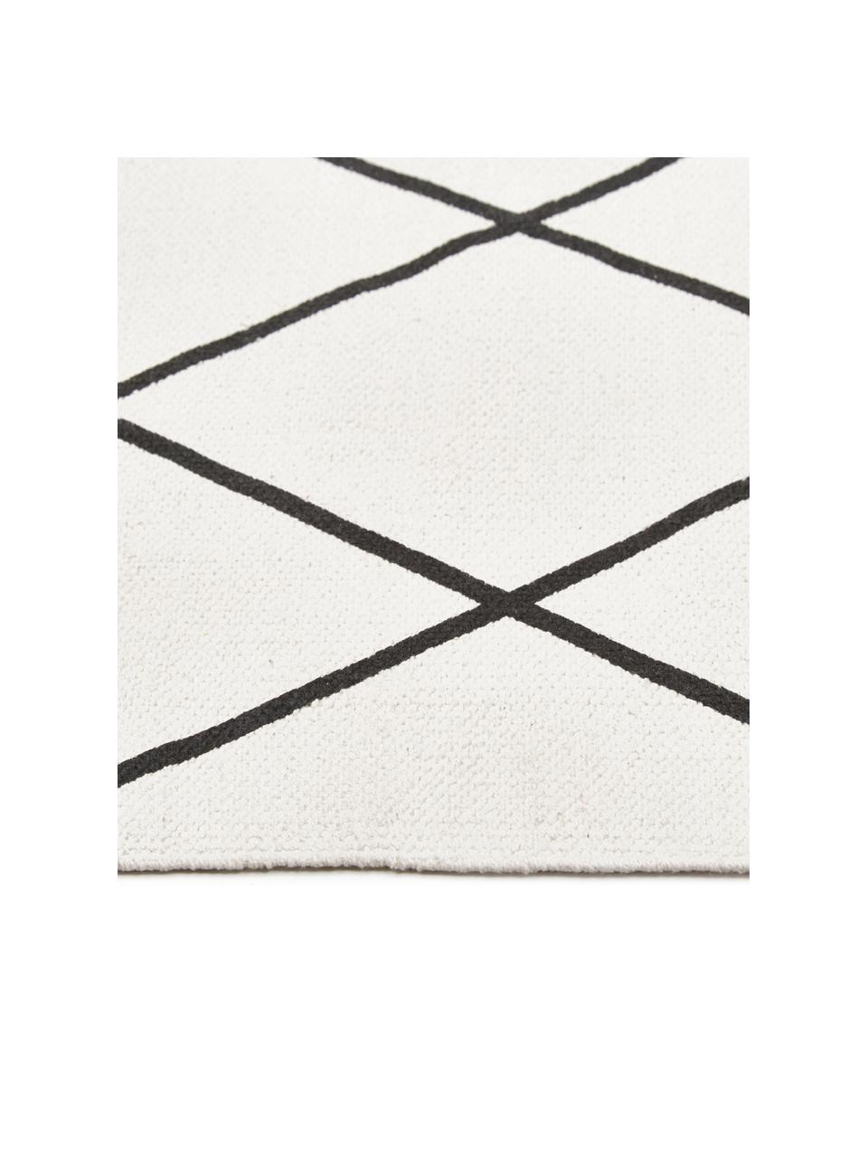 Tappeto in cotone tessuto piatto con motivo rombi Farah, 100% cotone, Bianco crema, nero, Larg. 50 x Lung. 80 cm (taglia XXS)