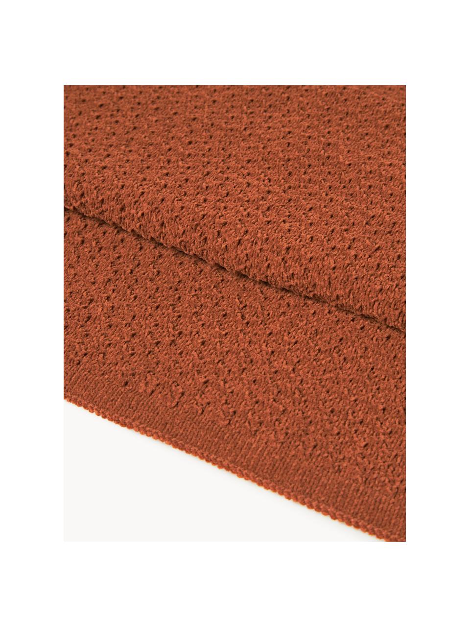 Strickdecke Everly aus Chenille, 100 % Polyester (recycelt), GRS-zertifiziert

Das in diesem Produkt verwendete Material ist schadstoffgeprüft und zertifiziert nach STANDARD 100 by OEKO-TEX®, 11.HIN.00050., Terrakotta, B 150 x L 200 cm