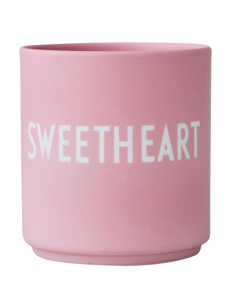 Design beker Favourite SWEETHEART in roze met opschrift, Beenderporselein (porselein)
Fine Bone China is een zacht porselein, dat zich vooral onderscheidt door zijn briljante, doorschijnende glans., Mat roze, wit, Ø 8 x 9 cm