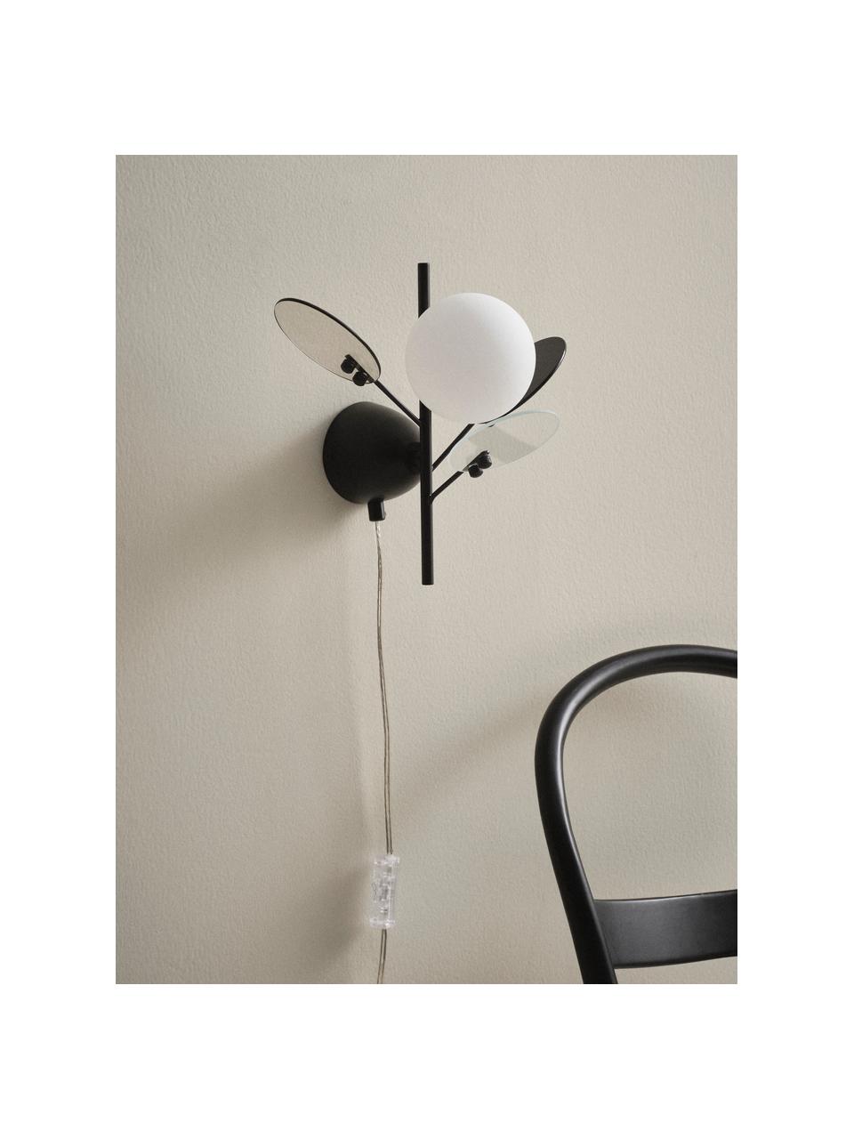 Design wandlamp Petal met stekker, Lampenkap: opaalglas, Decoratie: glas, Zwart, transparant, D 28 x H 25 cm