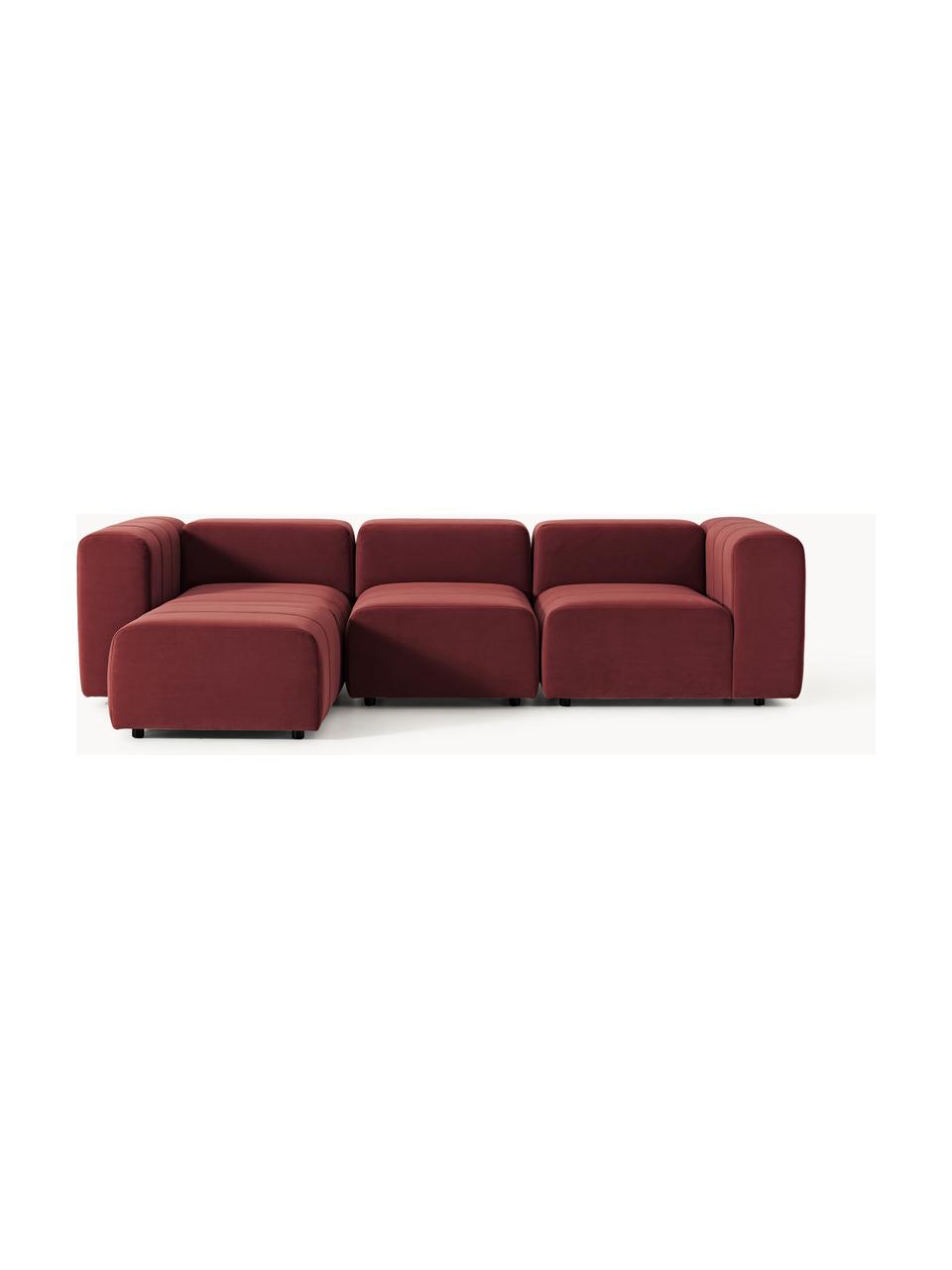 Modulares Samt-Sofa Lena (4-Sitzer) mit Hocker (links/rechts), Bezug: Samt (100 % Polyester) De, Gestell: Buchenholz, Spanplatte, H, Füße: Kunststoff, Samt Weinrot, B 287 x T 181 cm