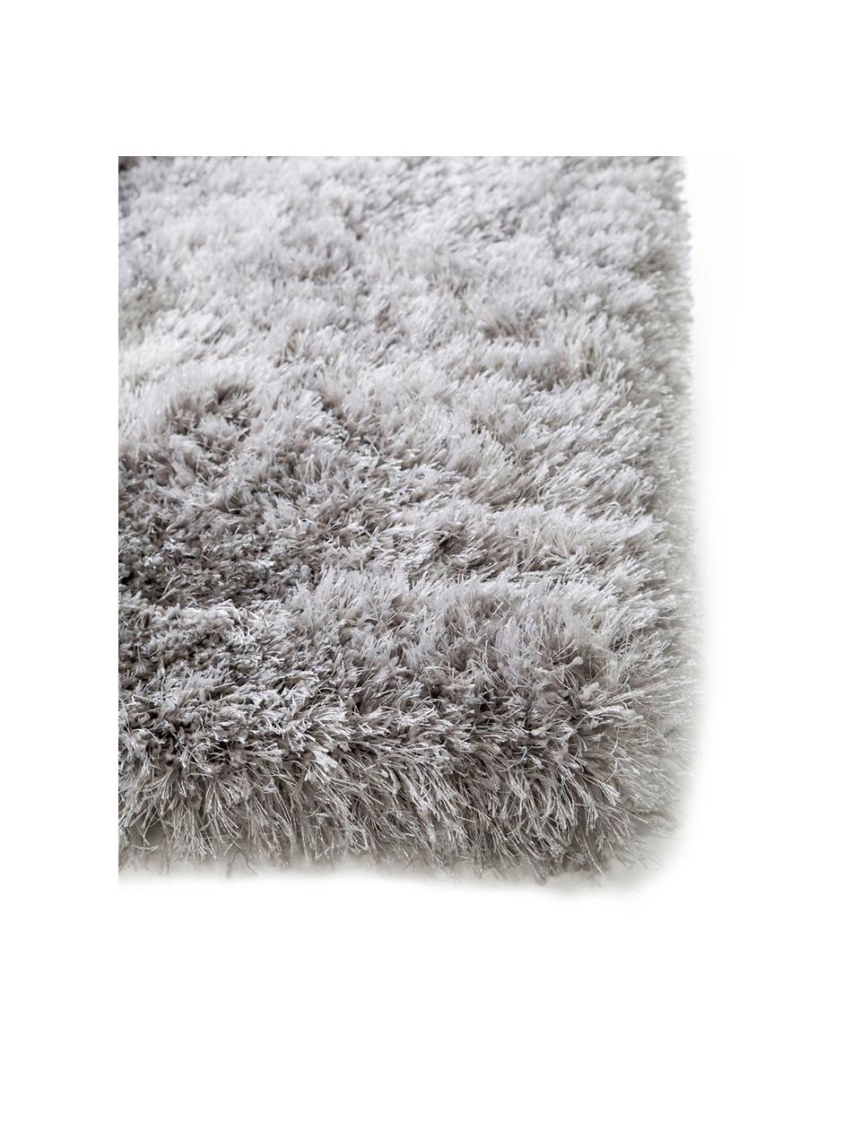 Glänzender Hochflor-Teppich Lea in Hellgrau, Flor: 50% Polyester, 50% Polypr, Grau, B 300 x L 400 cm (Größe XL)