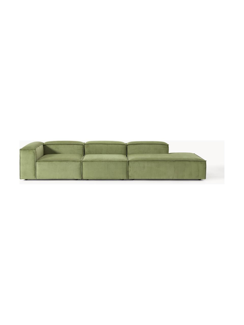 Chaise loungue XL componibile in velluto a coste Lennon, Rivestimento: velluto a coste (92% poli, Struttura: legno di pino massiccio, , Piedini: plastica I piedini si tro, Velluto a coste verde oliva, Larg. 357 x Prof. 119 cm, schienale a sinistra