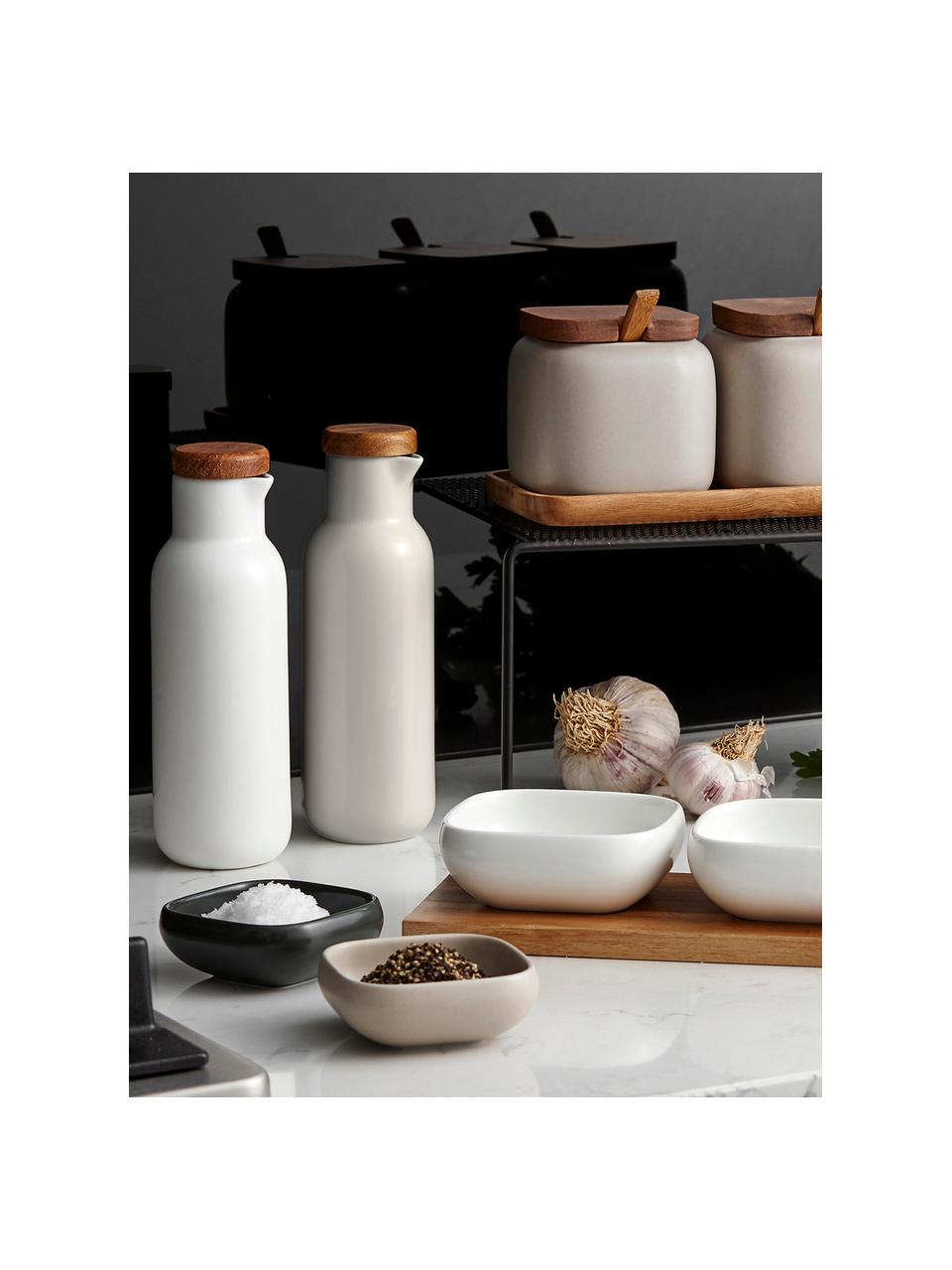 Essig- und Öl-Spender Essentials aus Porzellan und Akazienholz, 2er-Set, Weiß, Hellbeige, matt, Ø 6 x H 18 cm
