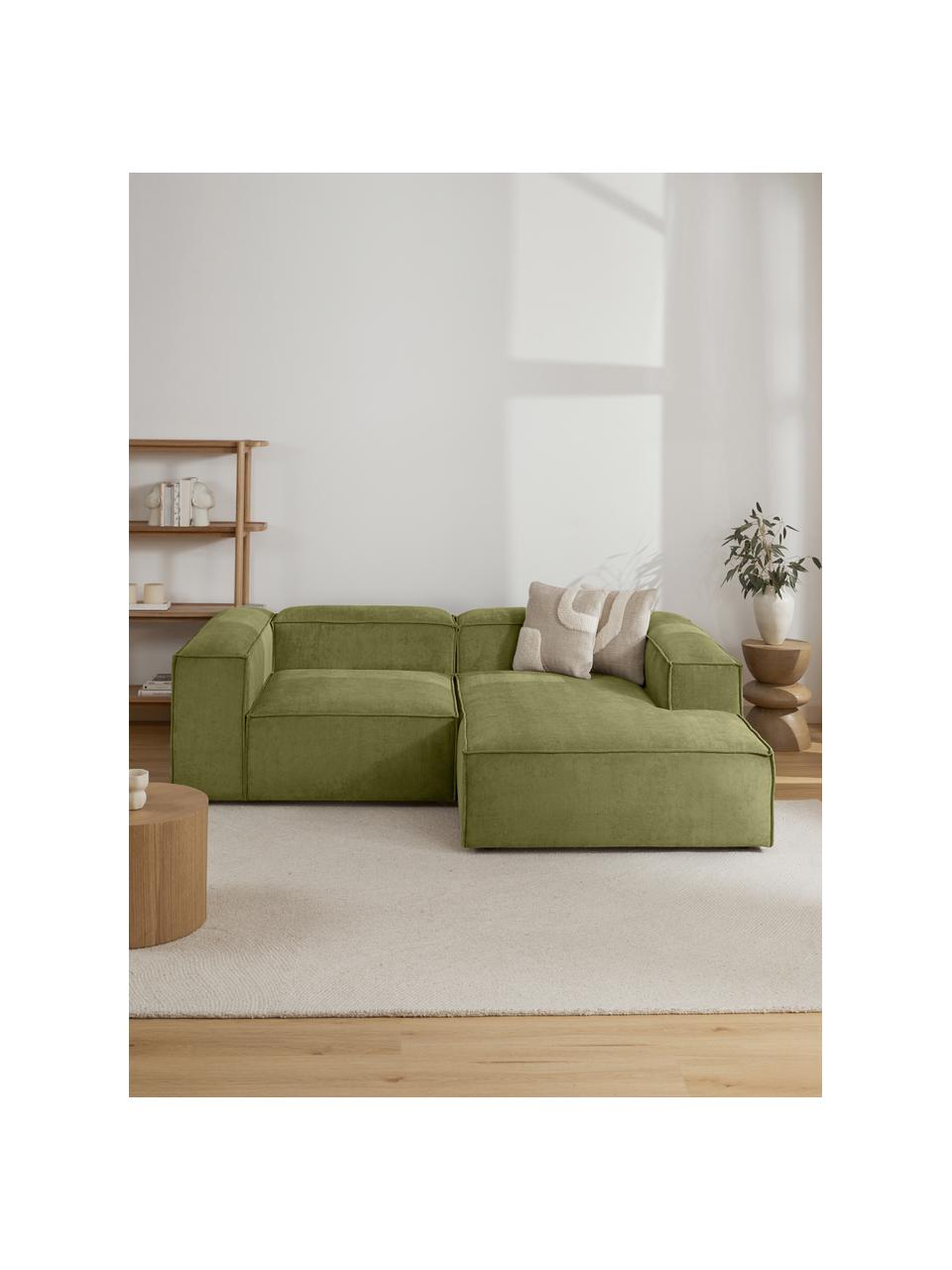 Modulo angolare in velluto a coste Lennon, Rivestimento: velluto a coste (92% poli, Struttura: legno di pino massiccio, , Piedini: plastica, Velluto a coste verde, Larg. 119 x Prof. 180 cm, angolo a sinistra