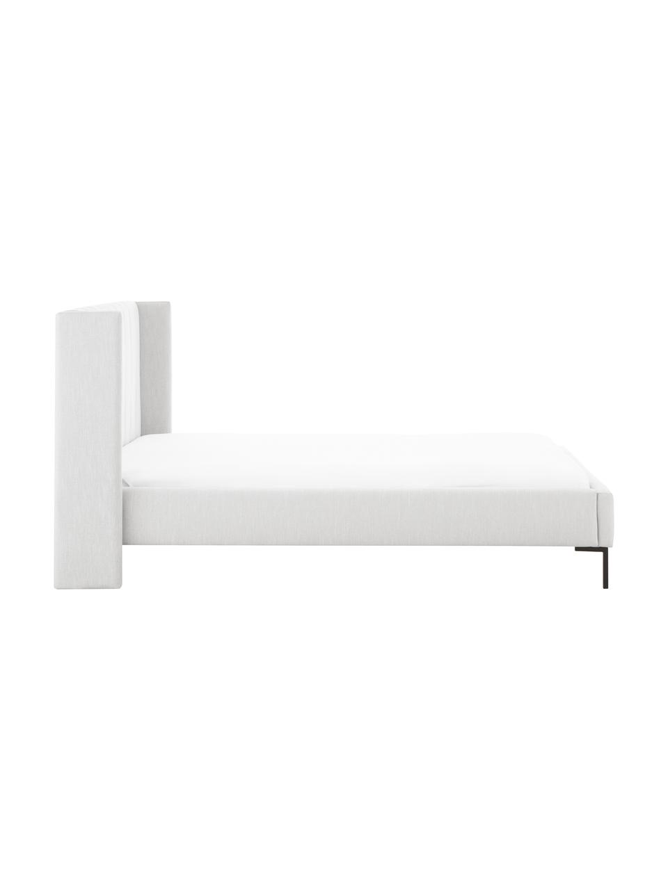 Cama tapizada Dusk, Tapizado: tejido finamente estructu, Estructura: madera de pino maciza con, Patas: metal con pintura en polv, Tejido gris claro, An 140 x L 200 cm