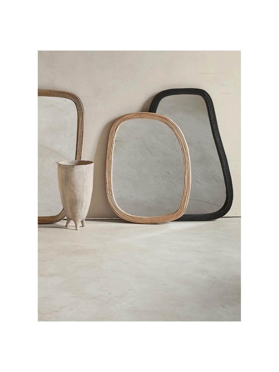 Handgemachter Anlehnspiegel Organic mit schwarzem Rattanrahmen, Spiegelfläche: Spiegelglas, Rahmen: Rattan, Schwarz, B 61 x H 120 cm