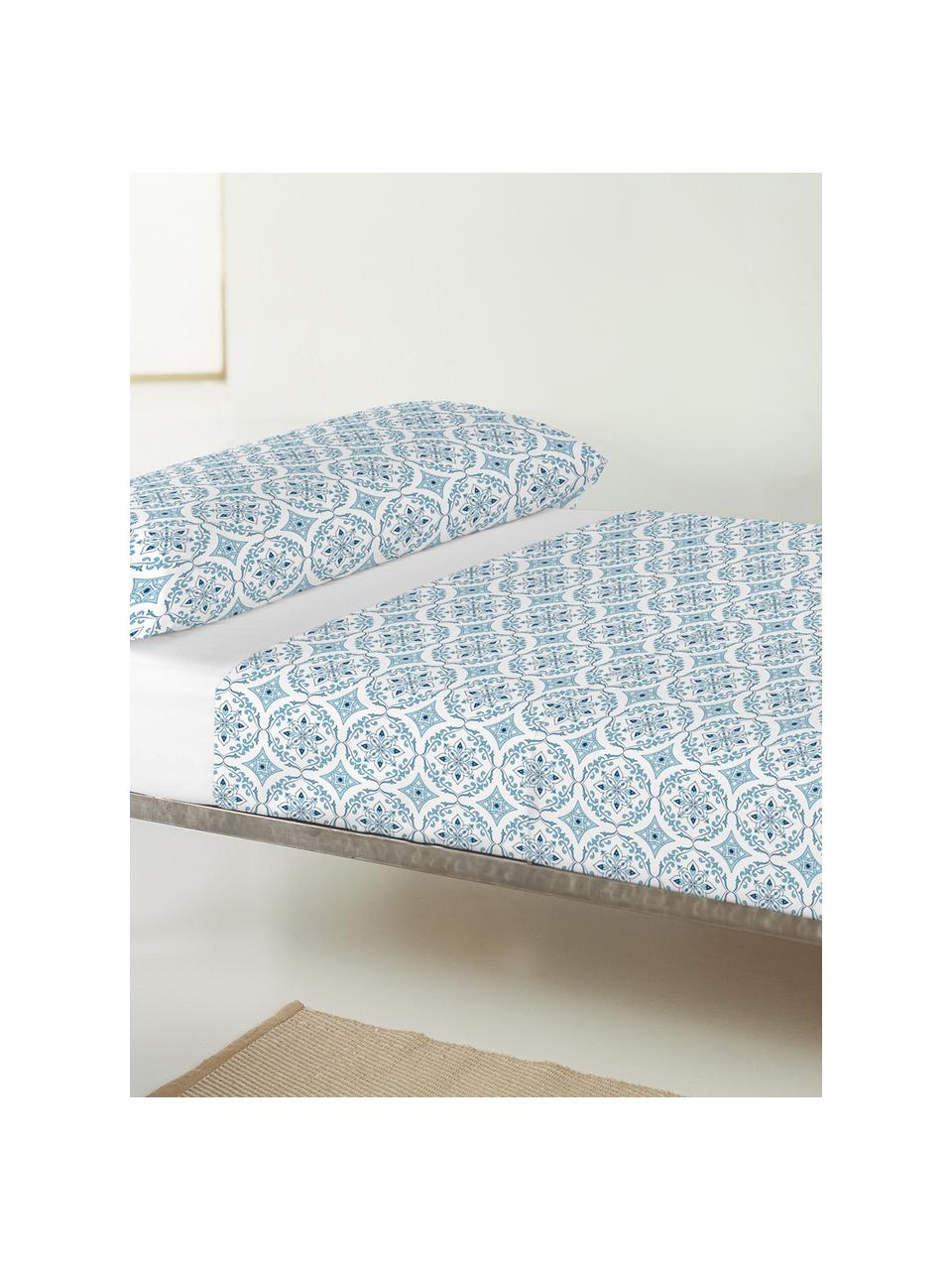 Sábana encimera Crackle , Algodón
El algodón da una sensación agradable y suave en la piel, absorbe bien la humedad y es adecuado para personas alérgicas, Blanco, azul, Cama 90 cm (160 x 270 cm)