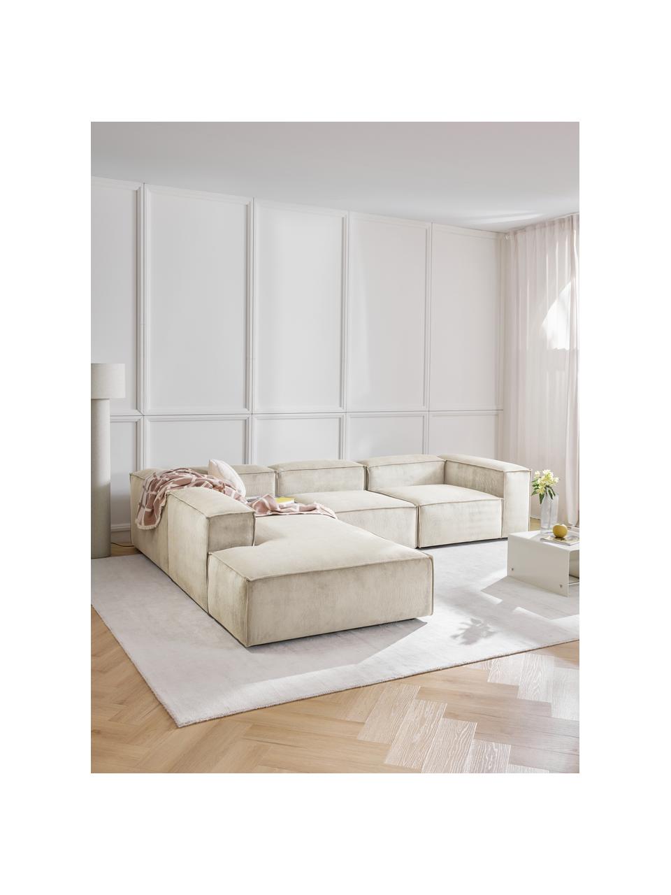 Divano angolare componibile XL in velluto a coste Lennon, Rivestimento: velluto a coste (92% poli, Struttura: legno di pino massiccio, , Piedini: plastica, Velluto a coste beige, Larg. 329 x Alt. 68 cm, chaise-longue a sinistra