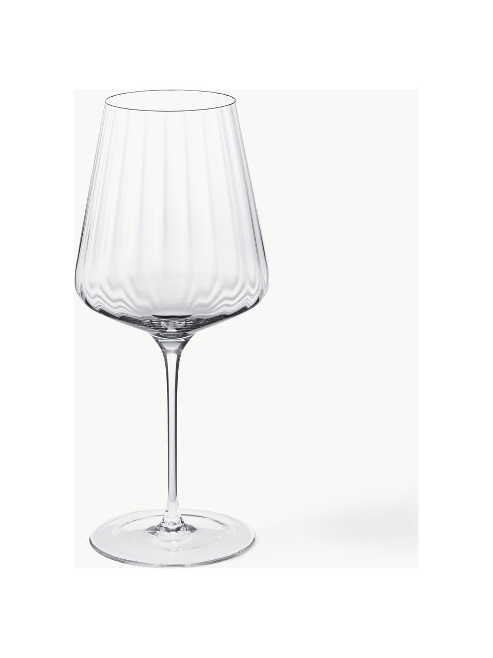 Copas de vino tinto de cristal con relieves Bernadotte, 6 uds., Cristal 

¡Trae el brillo del cristal a tu mesa de comedor! El cristal es excepcionalmente transparente y pesado, lo que significa que se siente valioso y al mismo tiempo tiene un buen aspecto. Además, los delicados cortes hacen de cada pieza un detalle especial, práctico y bonito., Transparente, Ø 10 x Al 23 cm, 540 ml