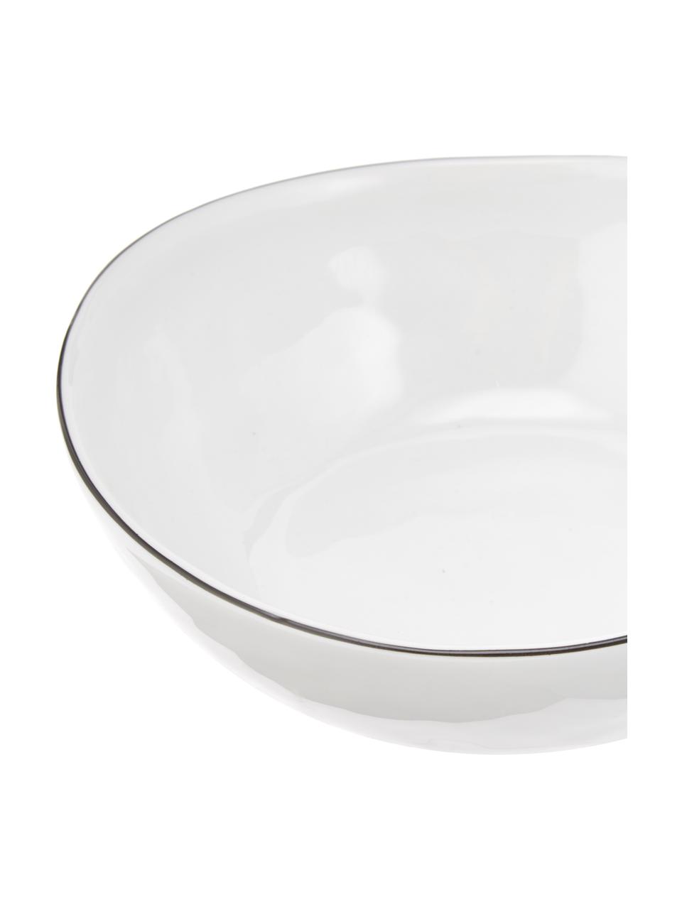 Handgemachte Schalen Salt aus Porzellan, Ø 17 cm, 4 Stück, Porzellan, Gebrochenes Weiß mit schwarzem Rand, B 17 x T 15 cm