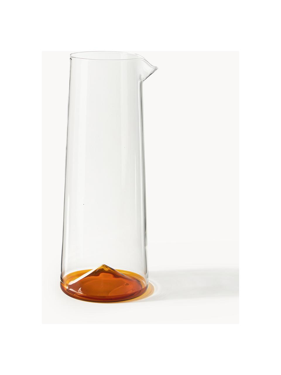 Mondgeblazen waterkaraf Hadley, 1.3 L, Borosilicaatglas, mondgeblazen 

Ontdek de veelzijdigheid van servies van borosilicaatglas thuis! 
Borosilicaatglas is een hoogwaardig, betrouwbaar en robuust materiaal. Het wordt gekenmerkt door zijn uitzonderlijke hittebestendigheid en is daarom bestand tegen extreme temperaturen. Het is daarom bijzonder geschikt voor warme dranken. Vergeleken met conventioneel glas is borosilicaatglas door zijn samenstelling en structuur beter bestand tegen breken en barsten., Transparant, oranje, 1.3 L