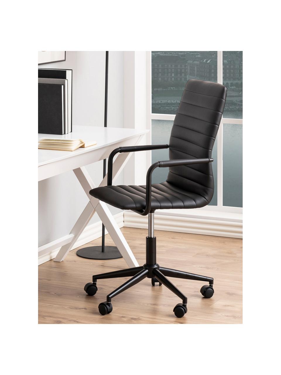 Silla de escritorio de cuero sintético Winslow, ajustable en altura, Tapizado: cuero sintético (poliuret, Asiento: 24 kg/m³, Estructura: metal con pintura en polv, Ruedas: plástico, Cuero sintético negro, An 45 x Al 58 cm