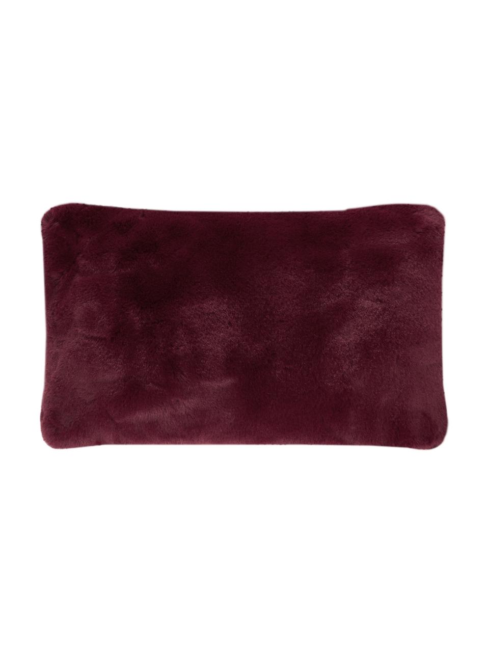 Housse de coussin en fourrure synthétique très moelleuse lisse Mette, Pourpre