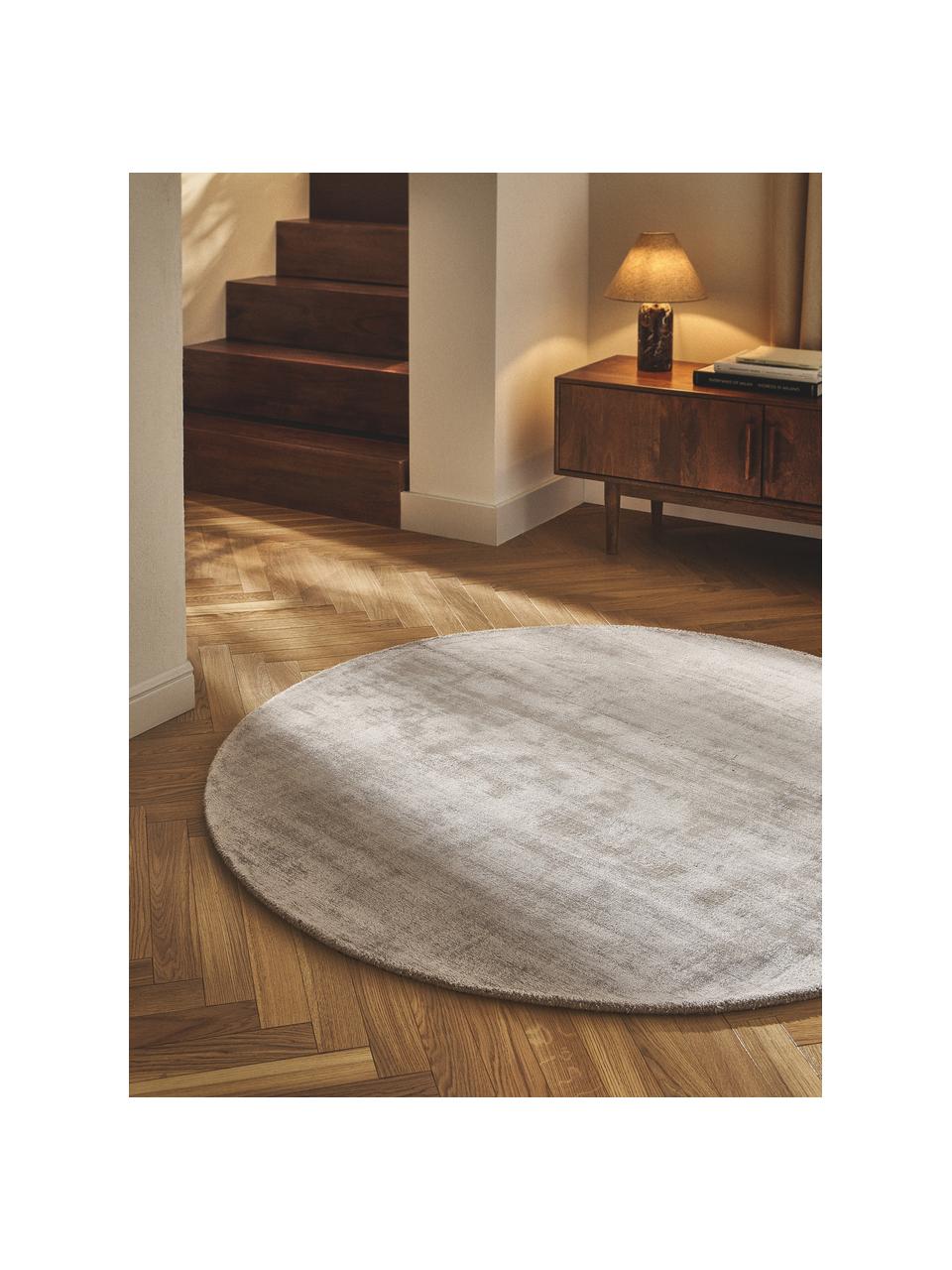 Tapis rond en viscose tissé main Jane, Grège, Ø 300 cm (taille XXL)