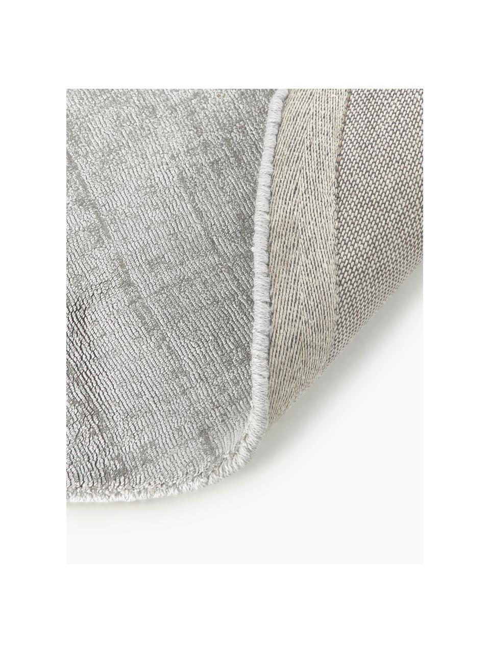 Tapis rond en viscose tissé main Jane, 100 % viscose

Le matériau est certifié STANDARD 100 OEKO-TEX®, HOHENSTEIN HTTI, 17.HIN.14404, Grège, Ø 300 cm (taille XXL)