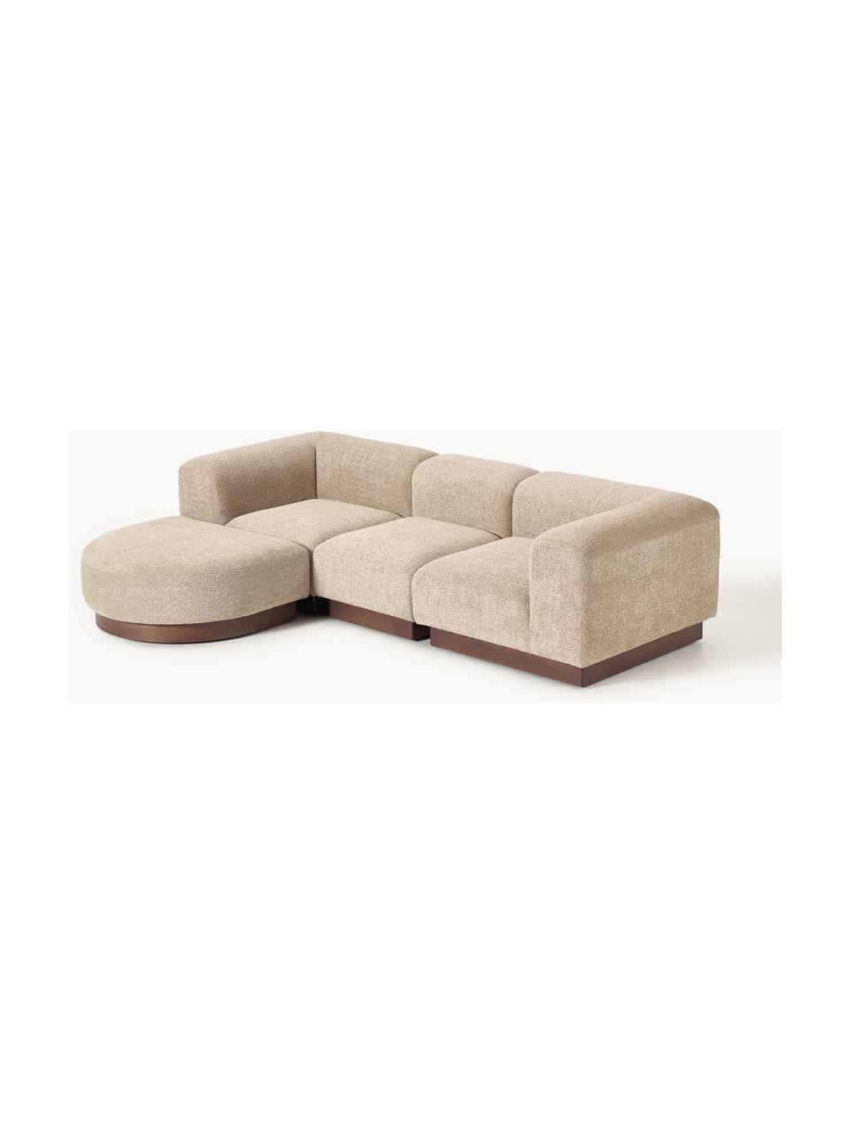 Modulares Sofa Natalie (3-Sitzer) aus Teddy-Bouclé mit Hocker, Bezug: Teddy-Bouclé (100 % Polye, Gestell: mitteldichte Holzfaserpla, Sockel: Massives Buchenholz, lack, Teddy-Bouclé Beige, dunkles Buchenholz, B 283 x T 197 cm