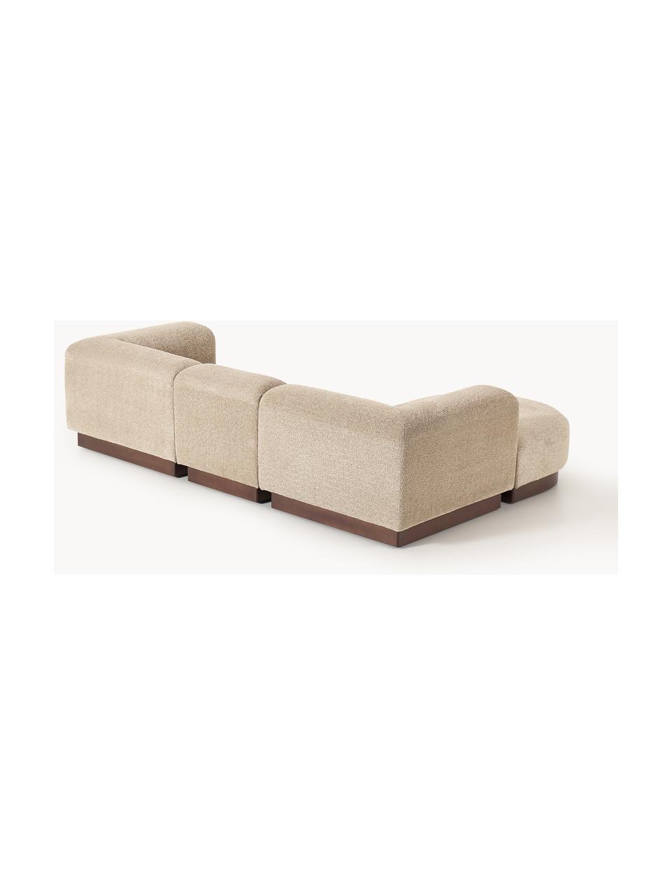 Modulares Sofa Natalie (3-Sitzer) aus Teddy-Bouclé mit Hocker, Bezug: Teddy-Bouclé (100 % Polye, Gestell: mitteldichte Holzfaserpla, Sockel: Massives Buchenholz, lack, Teddy-Bouclé Beige, dunkles Buchenholz, B 283 x T 197 cm