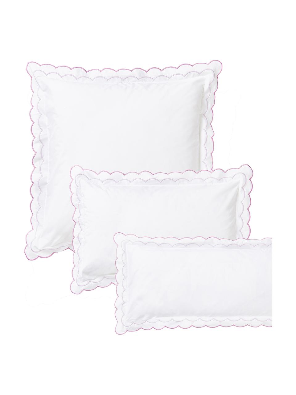 Baumwoll-Kopfkissenbezug Atina mit Rüschen und besticktem Saum, 100 % Baumwolle

Fadendichte 200 TC, Comfort Qualität

Bettwäsche aus Baumwolle fühlt sich auf der Haut angenehm weich an, nimmt Feuchtigkeit gut auf und eignet sich für Allergiker., Lila, Weiß, B 40 x L 80 cm